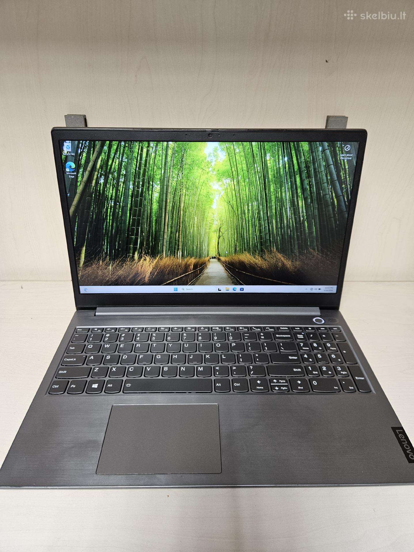 Lenovo/15.6" Fhd Ips/i5-1035g1/8 RAM/256 SSD