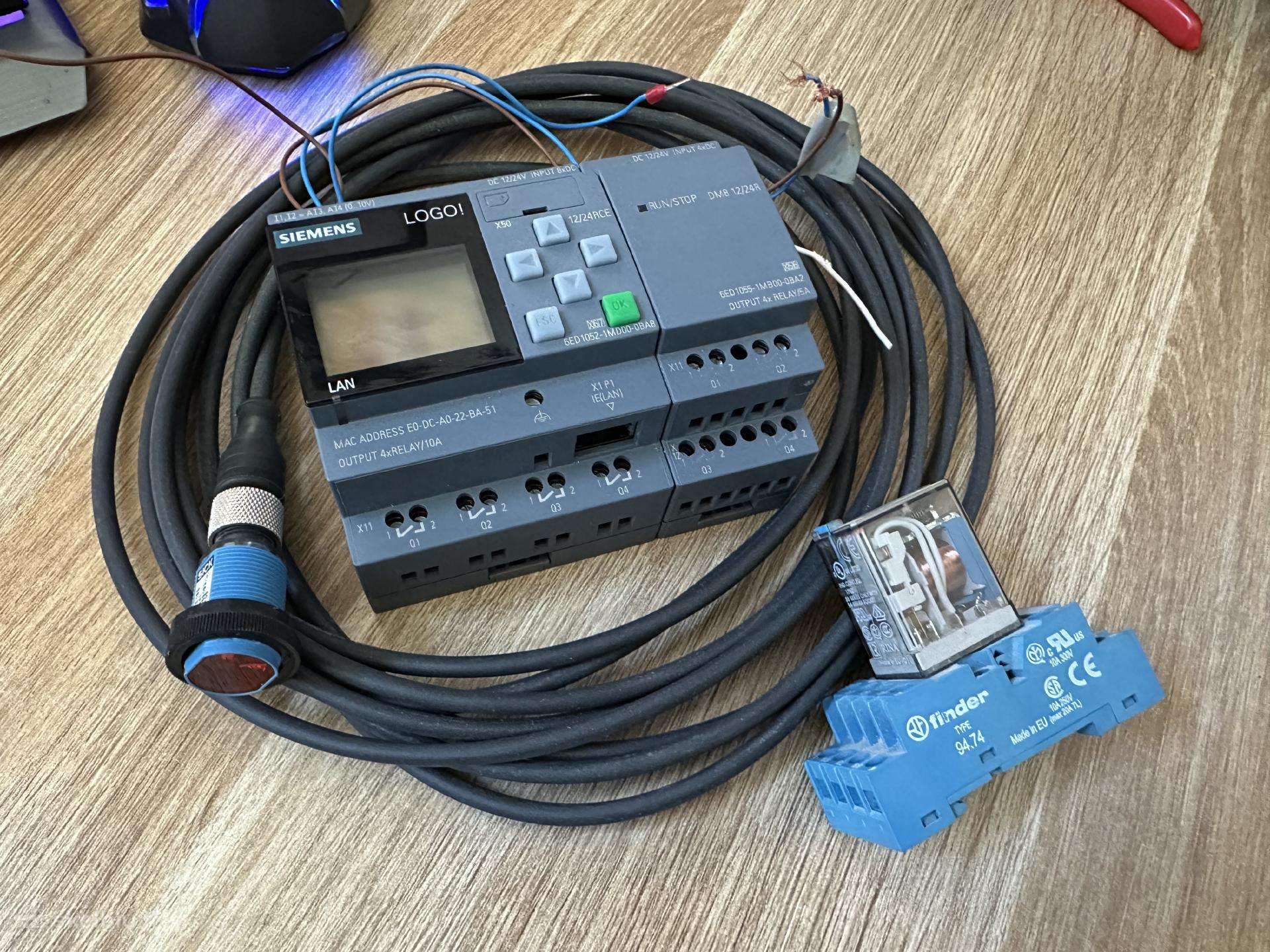 Siemens Logo Plc, Sick optinis jutiklis, Finder