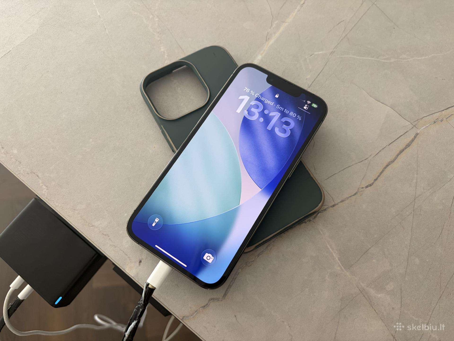 iPhone 13 Pro su nauja baterija iš Apple