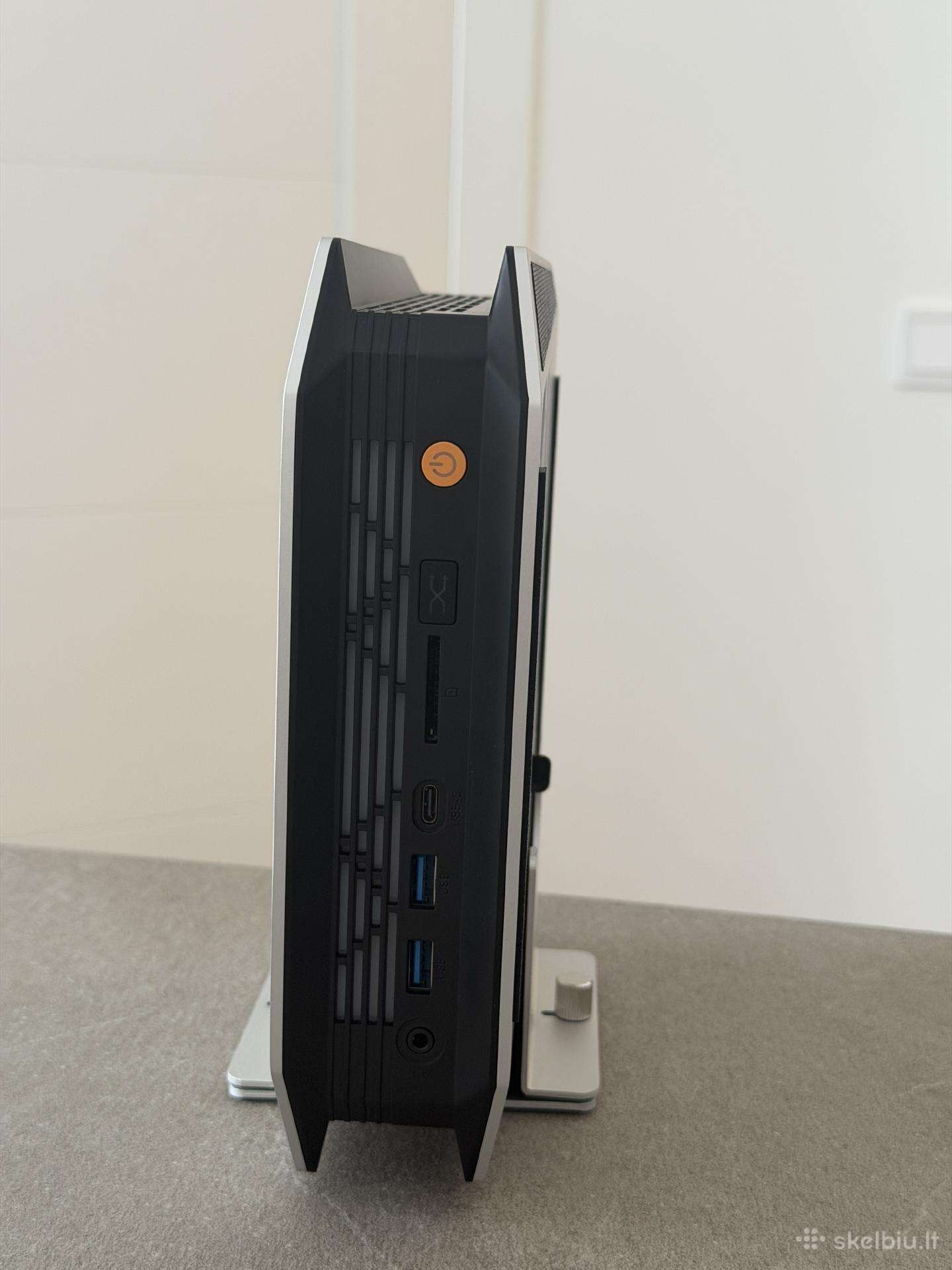 Bosgame M5 Ryzen 395 Ai Max 128 GB Vram 2tb SSD