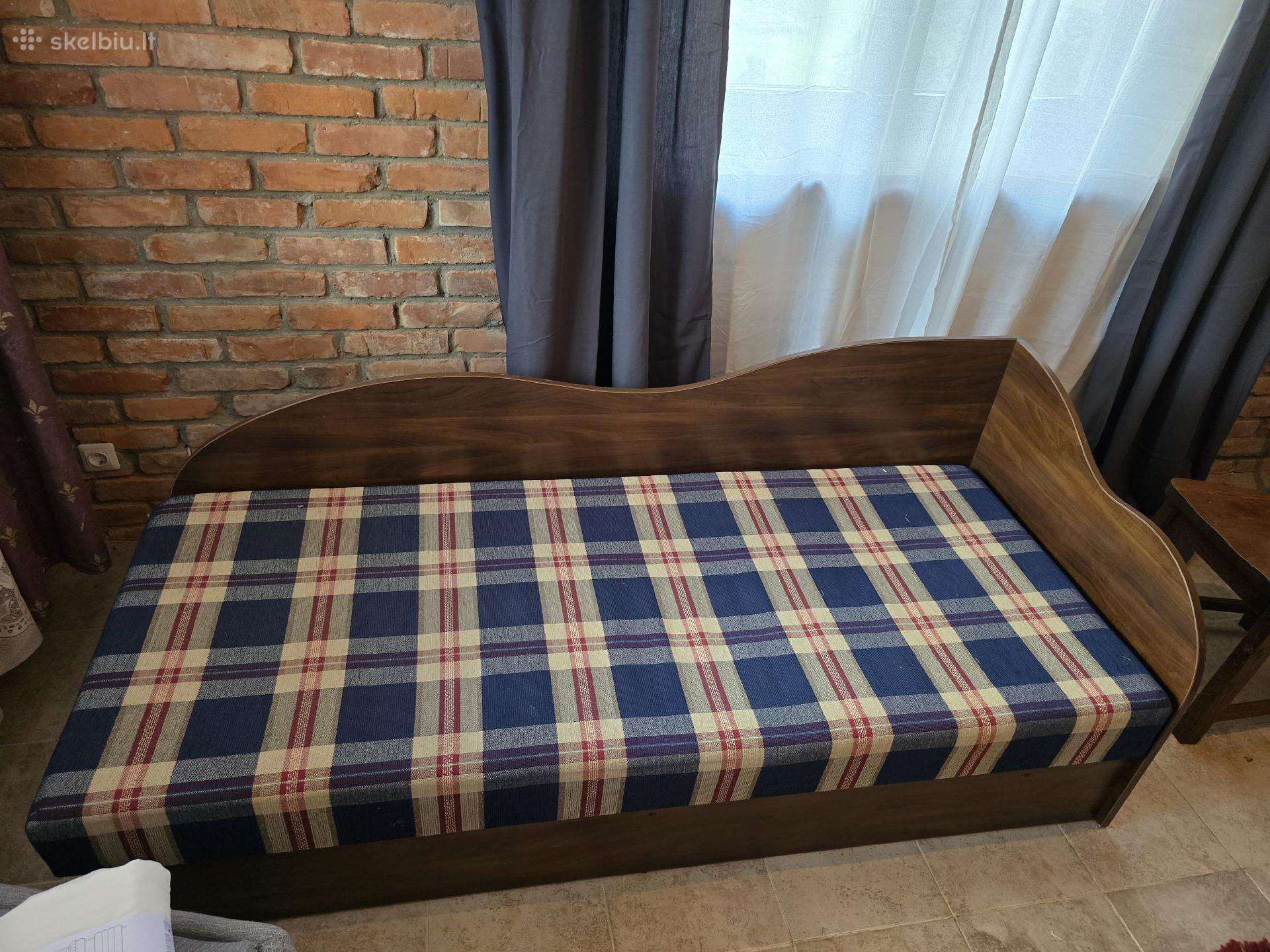 Parduodama lova