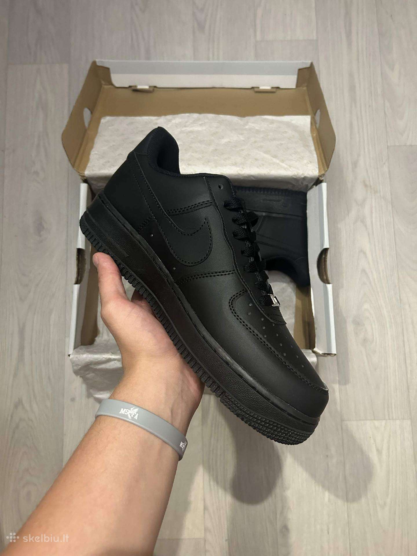 Nike air force 1 black