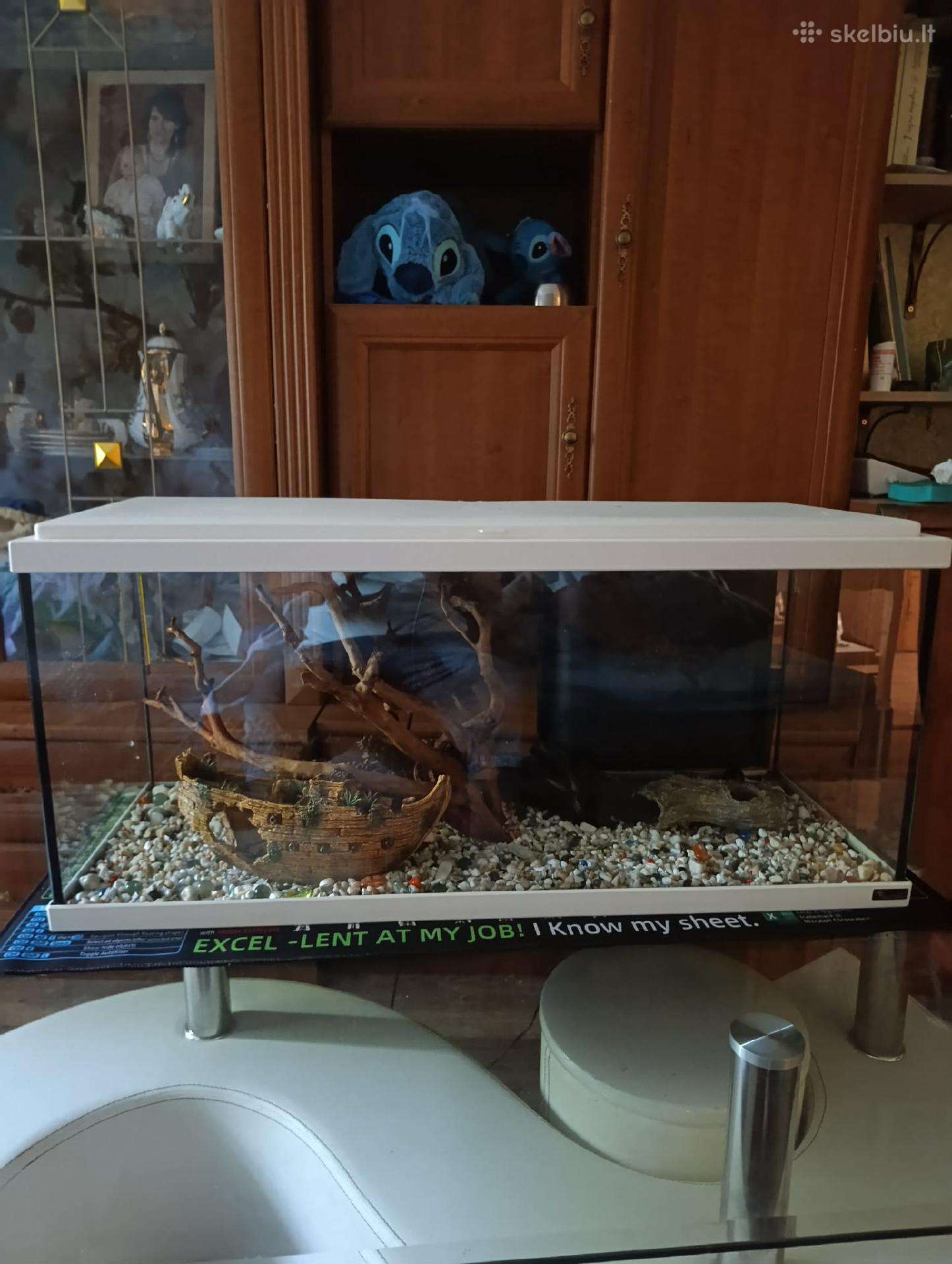 Parduodu 85 Litru Akvariuma