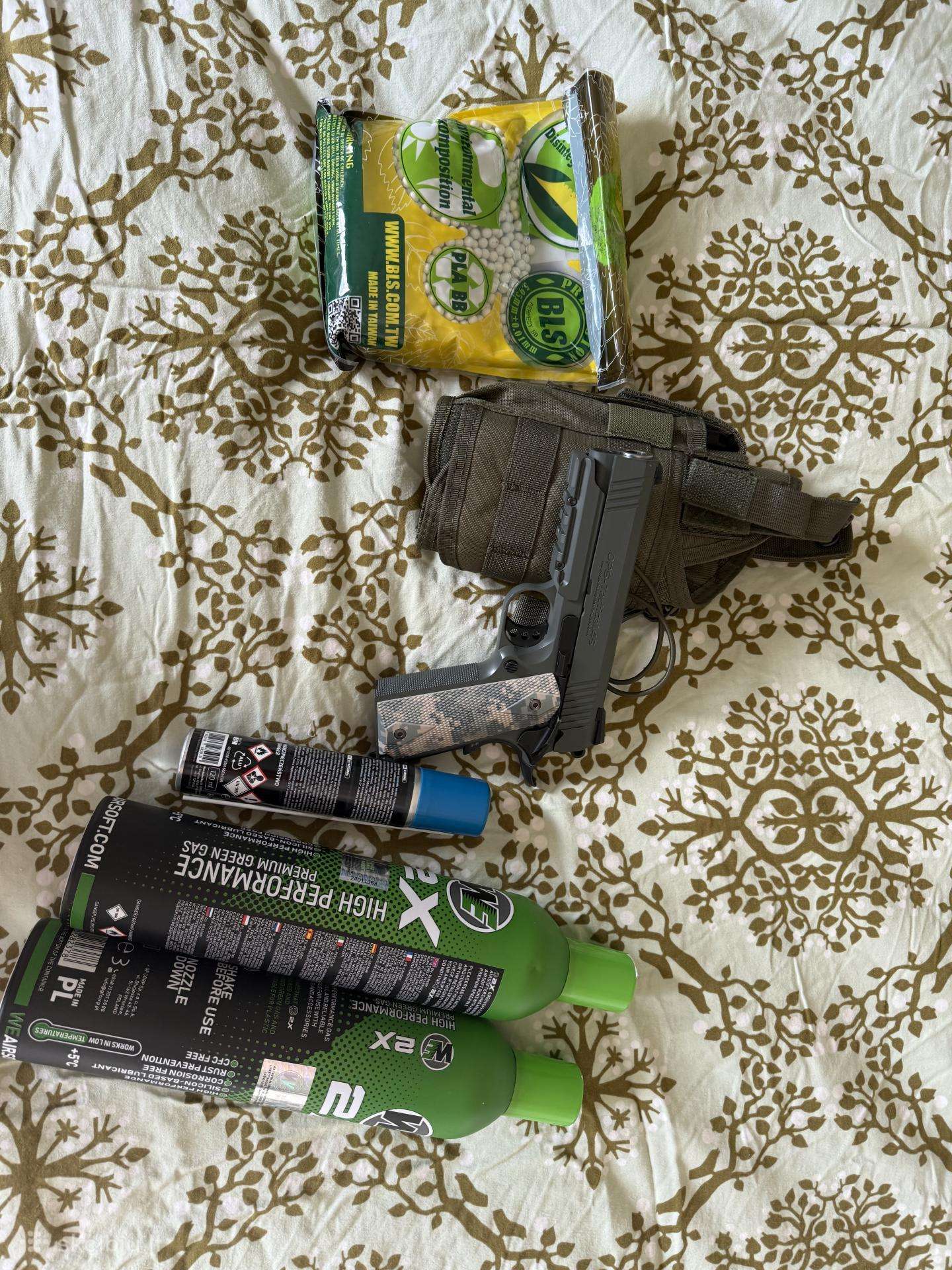 Tokyo Marui airsoft pistoletas