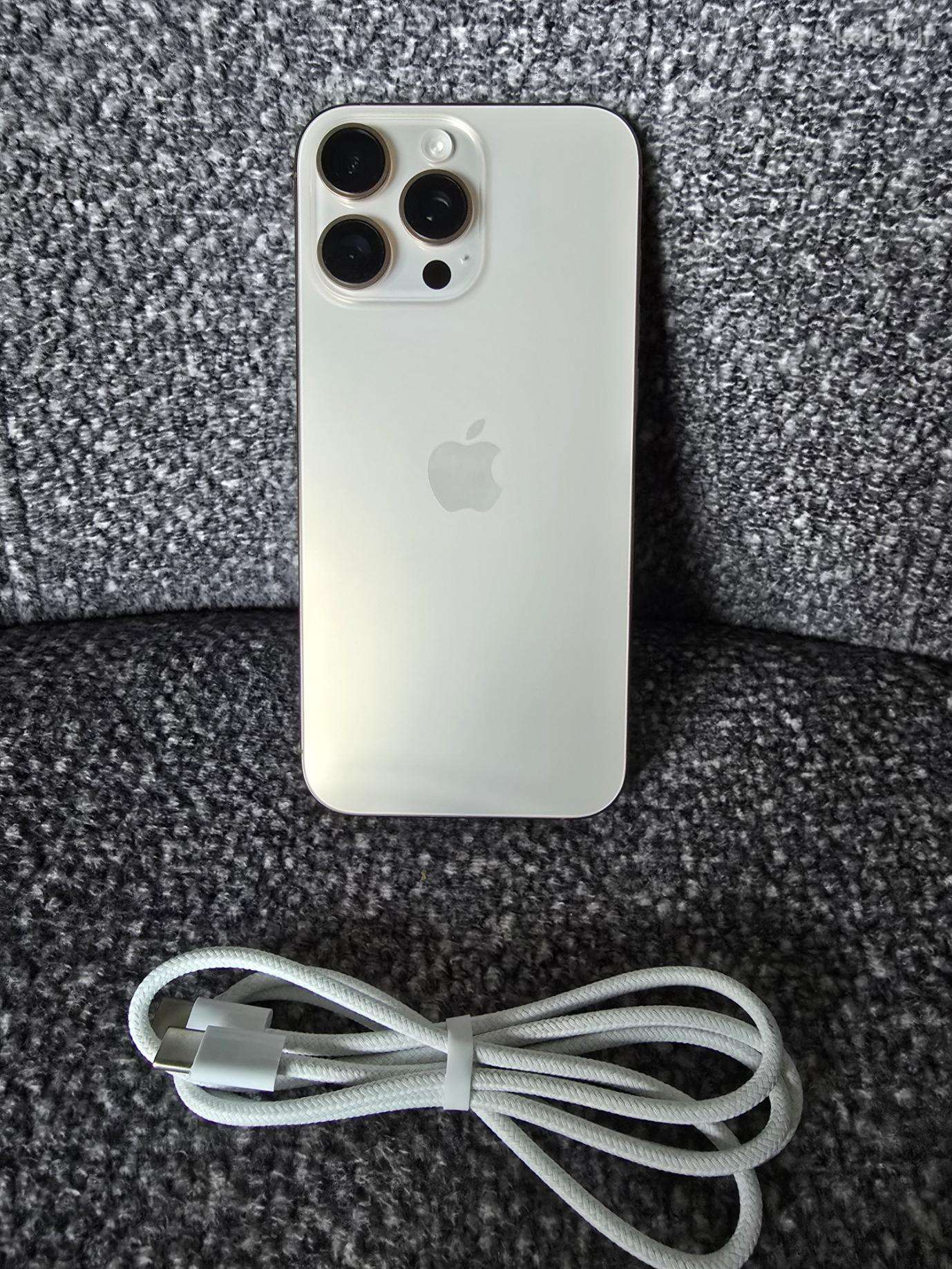 Apple iPhone 16 pro max 256gb