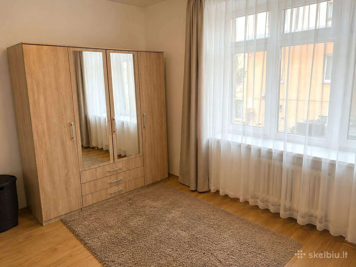 Išnuomojamas 2 kambarių butas Žaliakalnyje