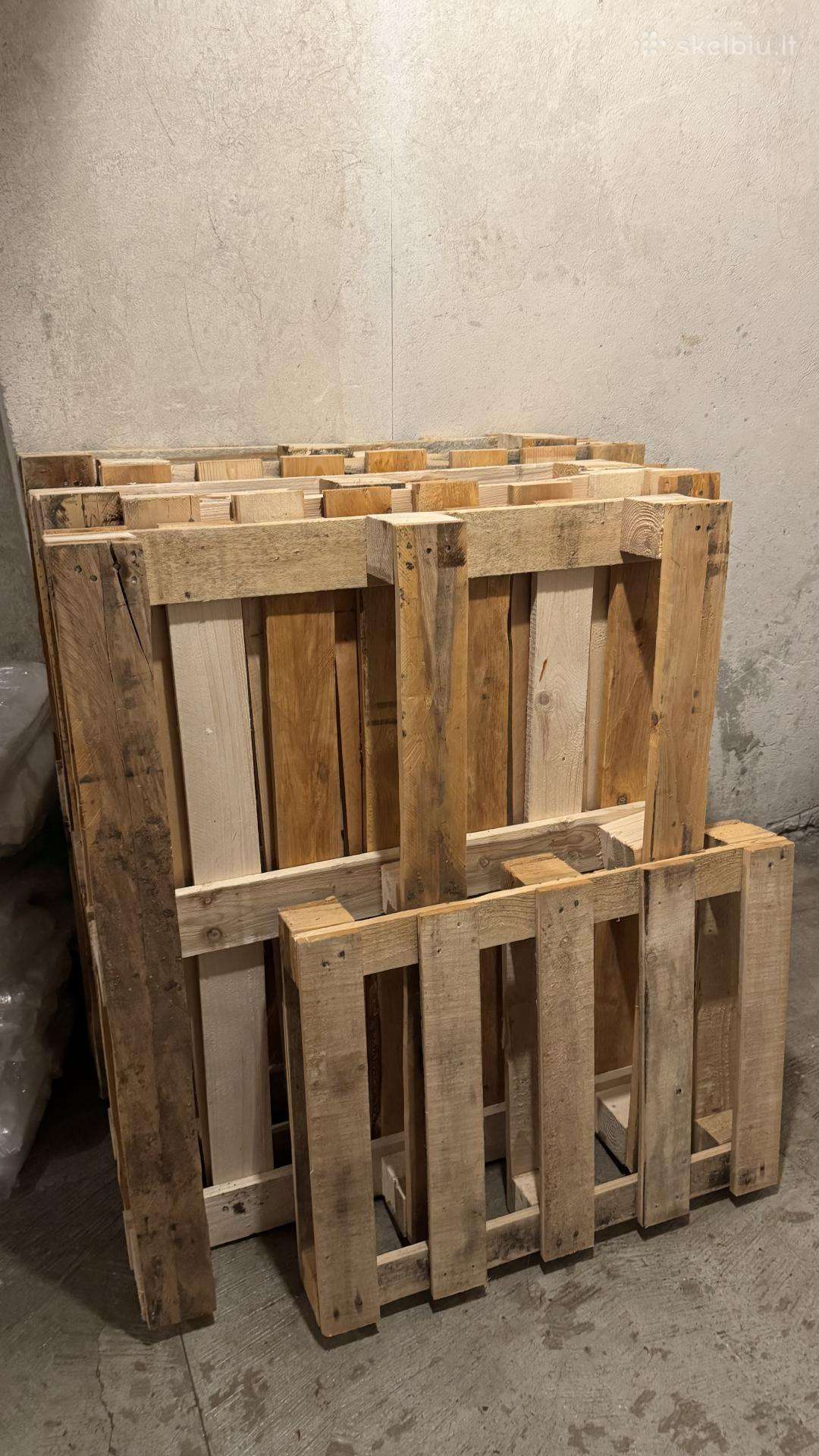 Atiduodu 5 vnt 1100x900 padėklus