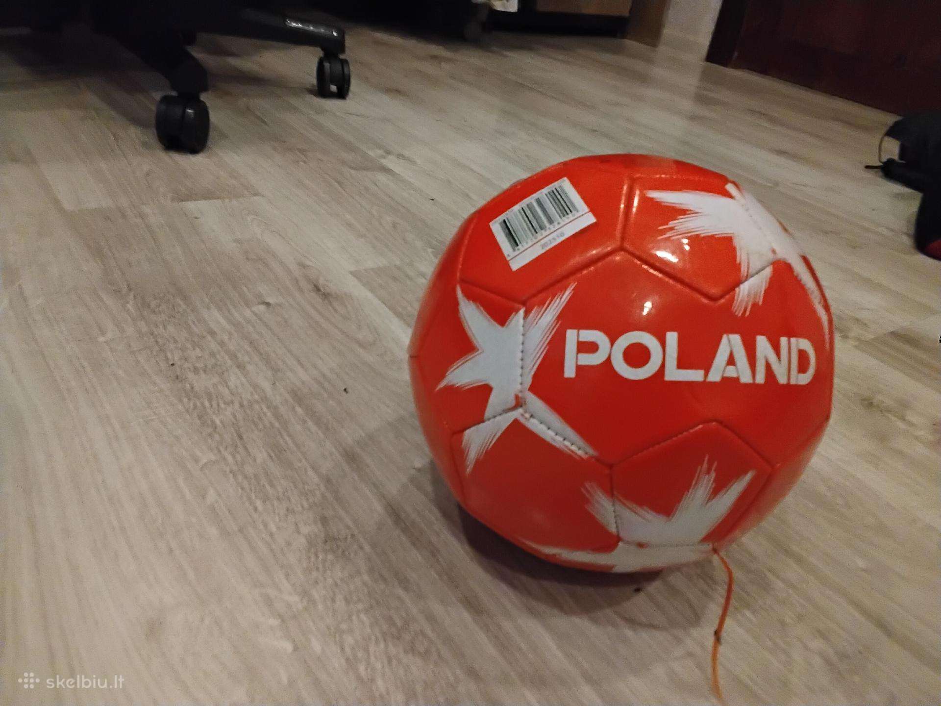 Naujas futbolo kamuolis Poland