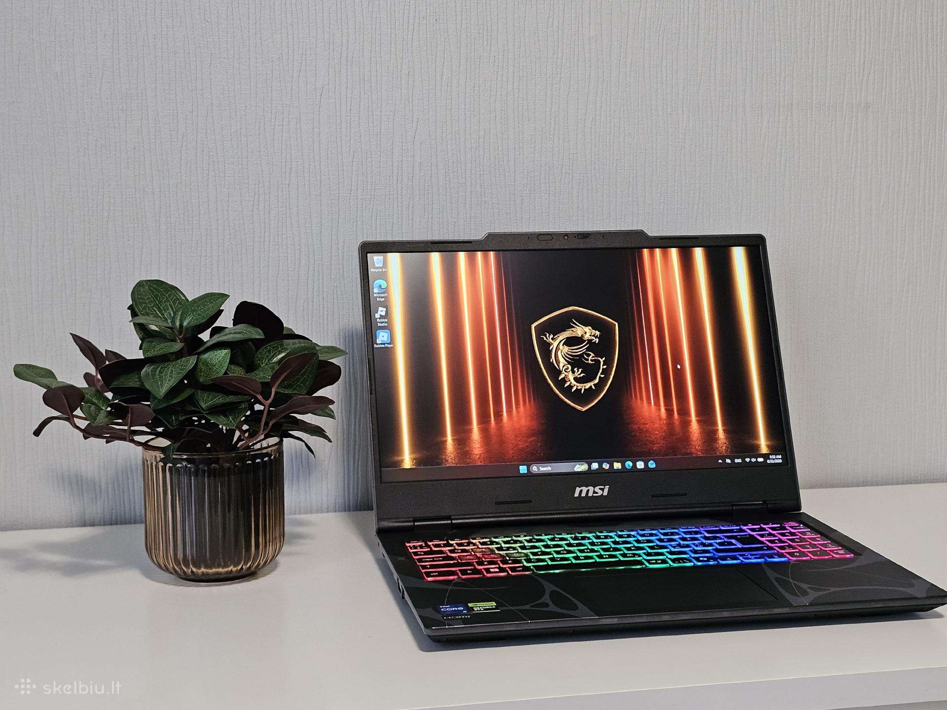 Msi Cyborg 15 *Rtx 5060*