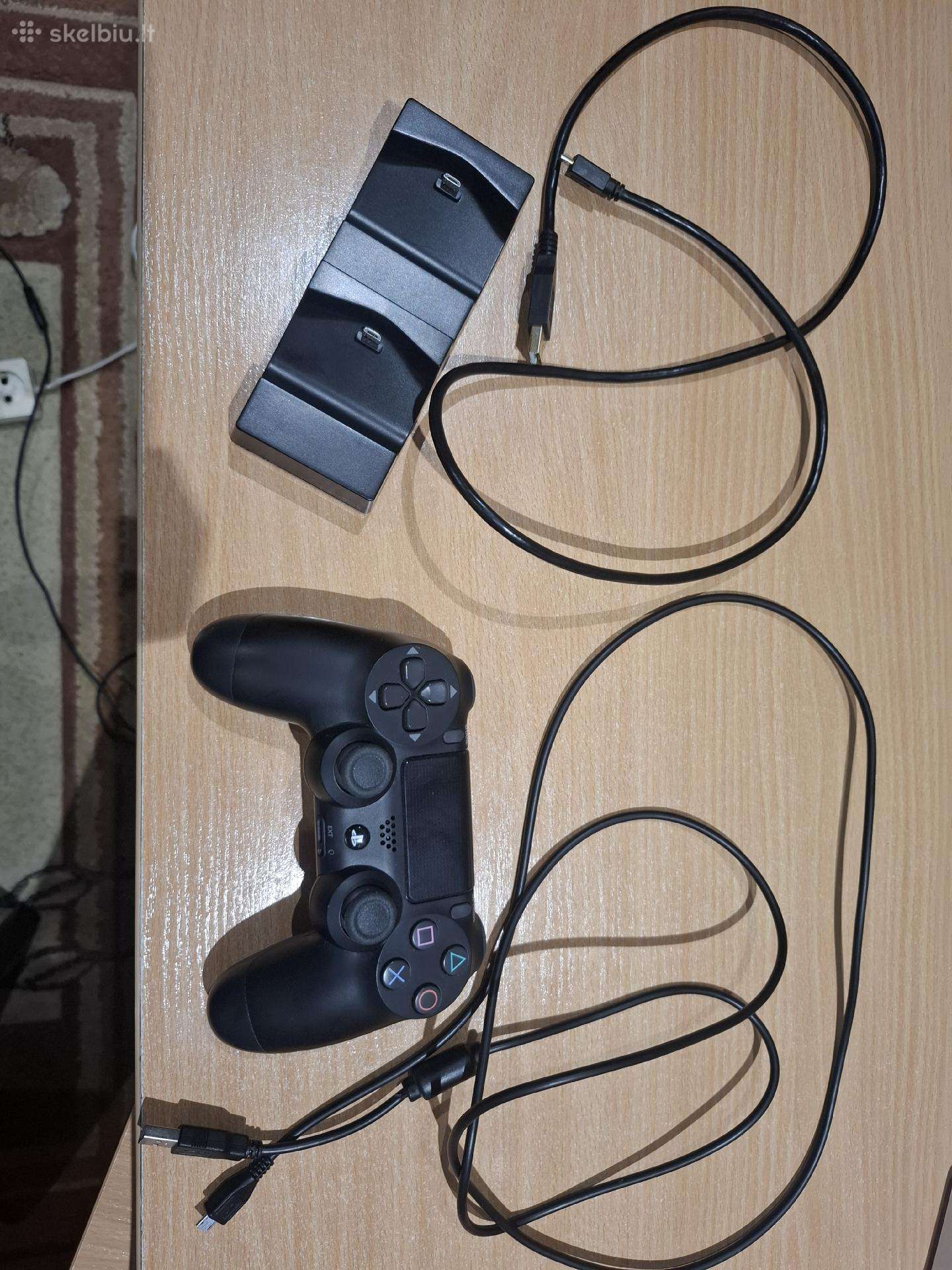 Sony Dualshock 4+įkroviklis+2 laidai