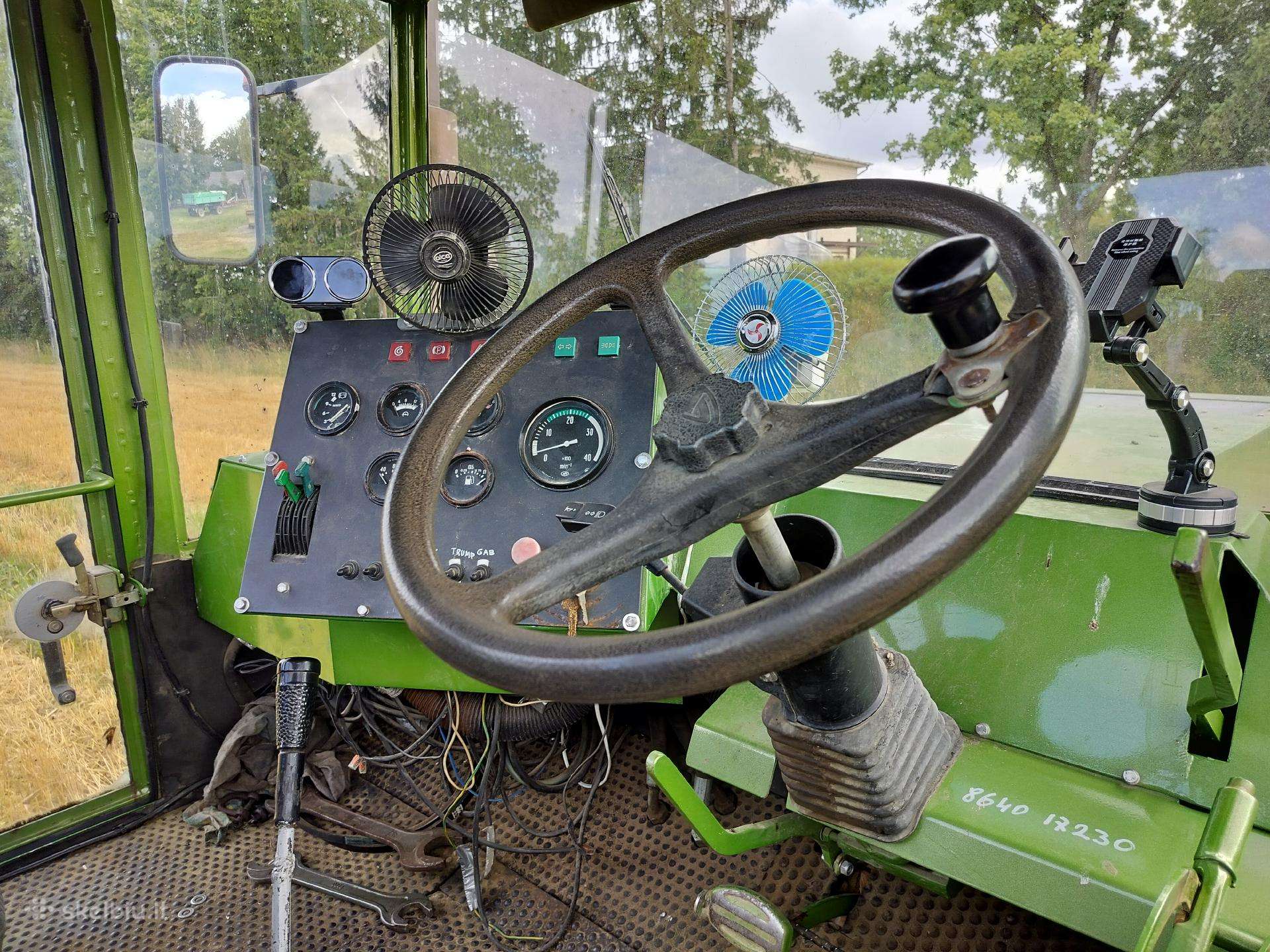 XTZ, tractors