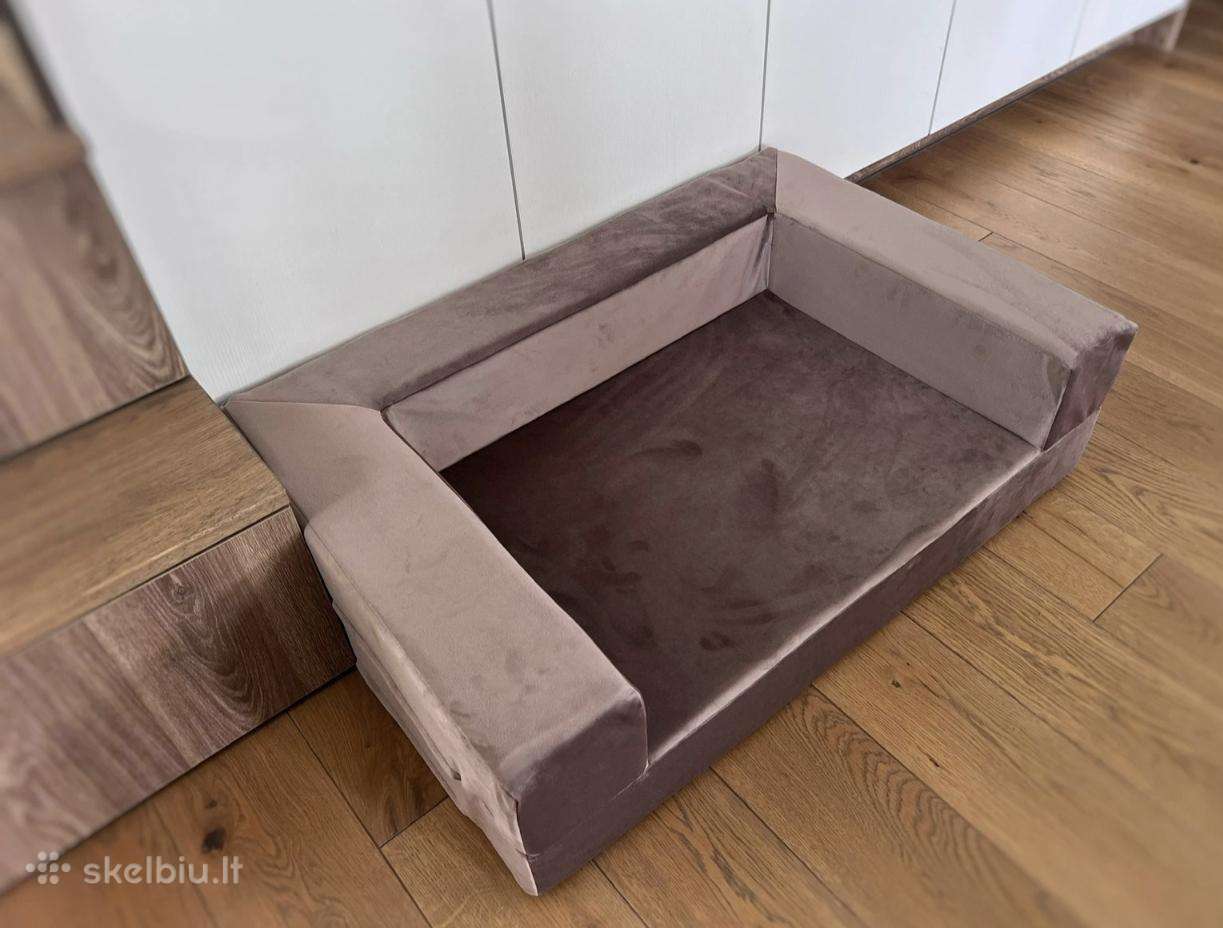 Veliurinis šuns guolis
