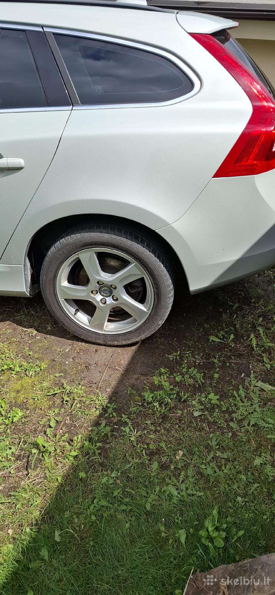 Volvo v60