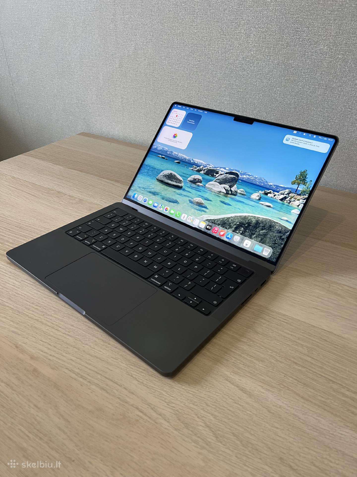 MacBook Pro 14-inch m3 36 512