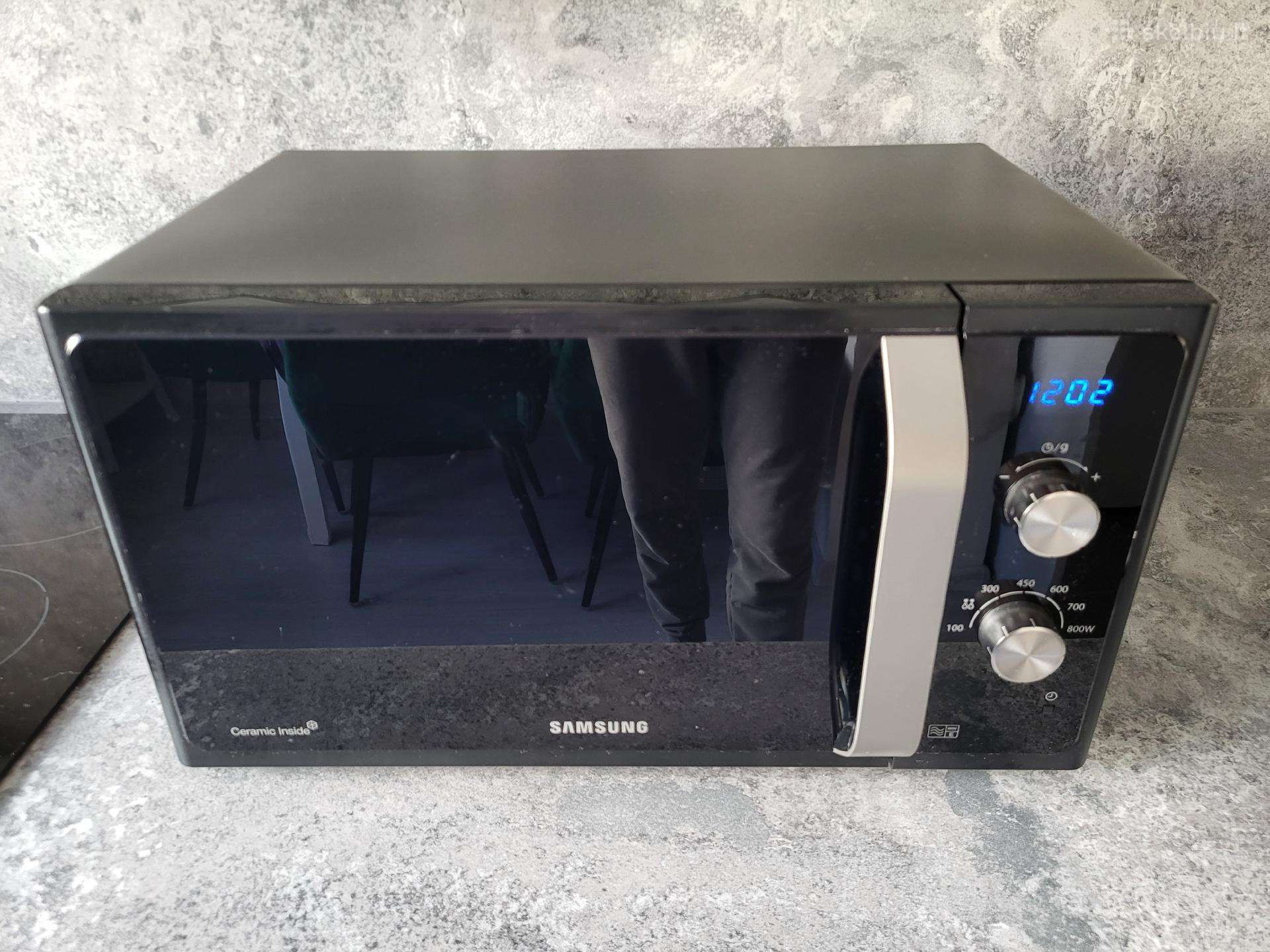 Mikrobangų krosnelė Samsung Ms23f301eak