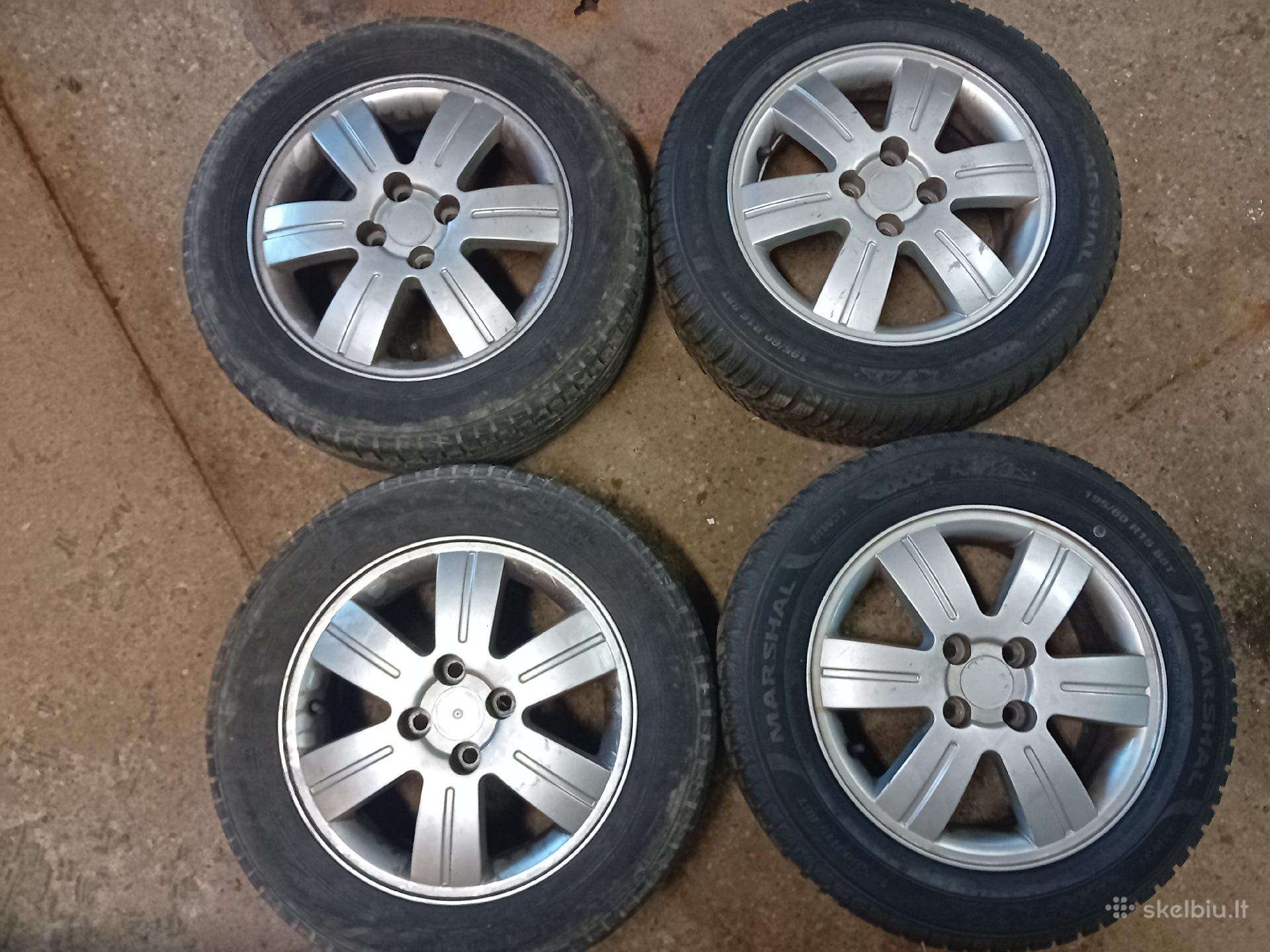 Toyota ratlankiai su padangomis