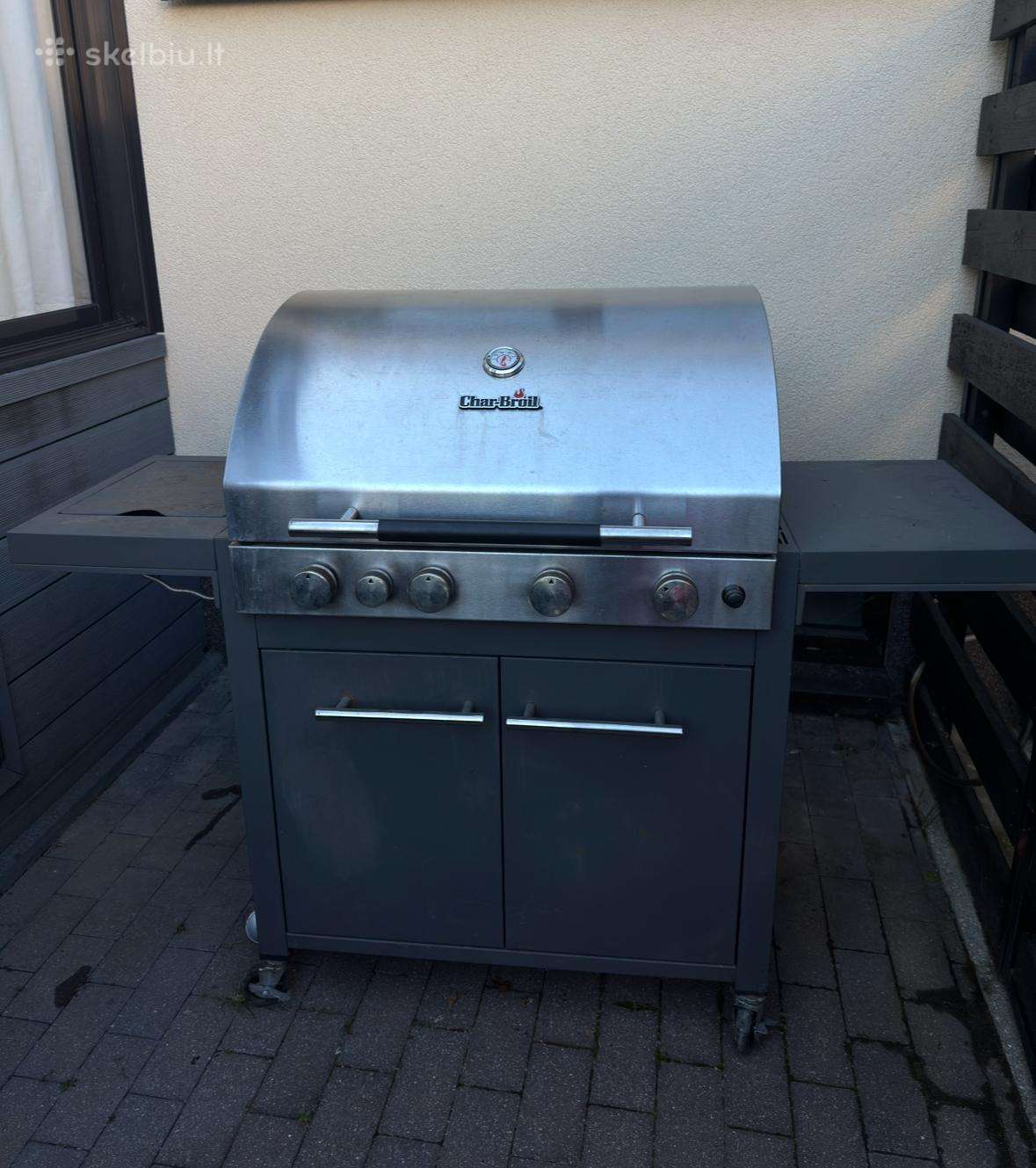 Dujinė lauko kepsninė Char-broil