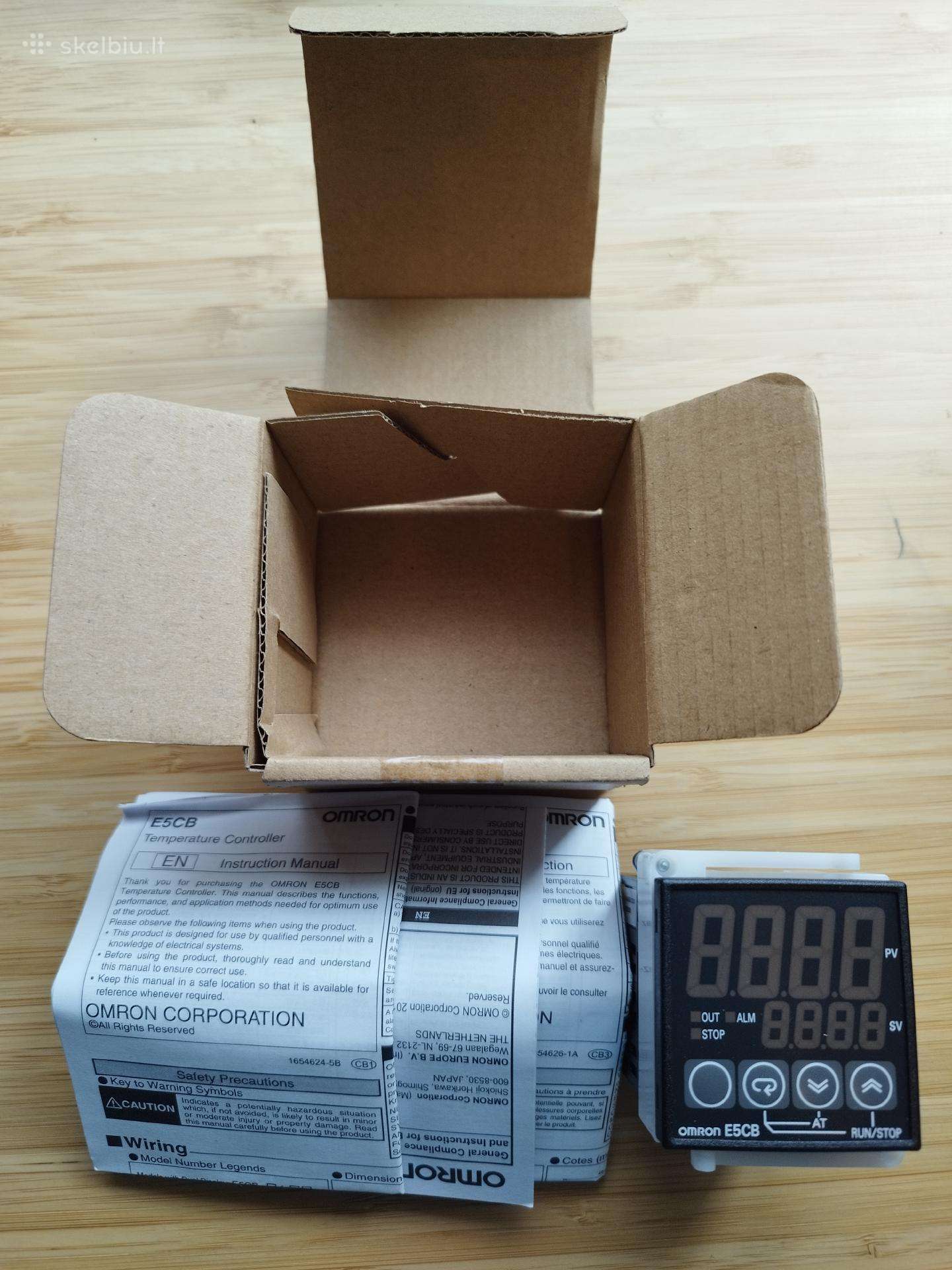 Omron E5cb-r1tc Temperatūros reguliatorius