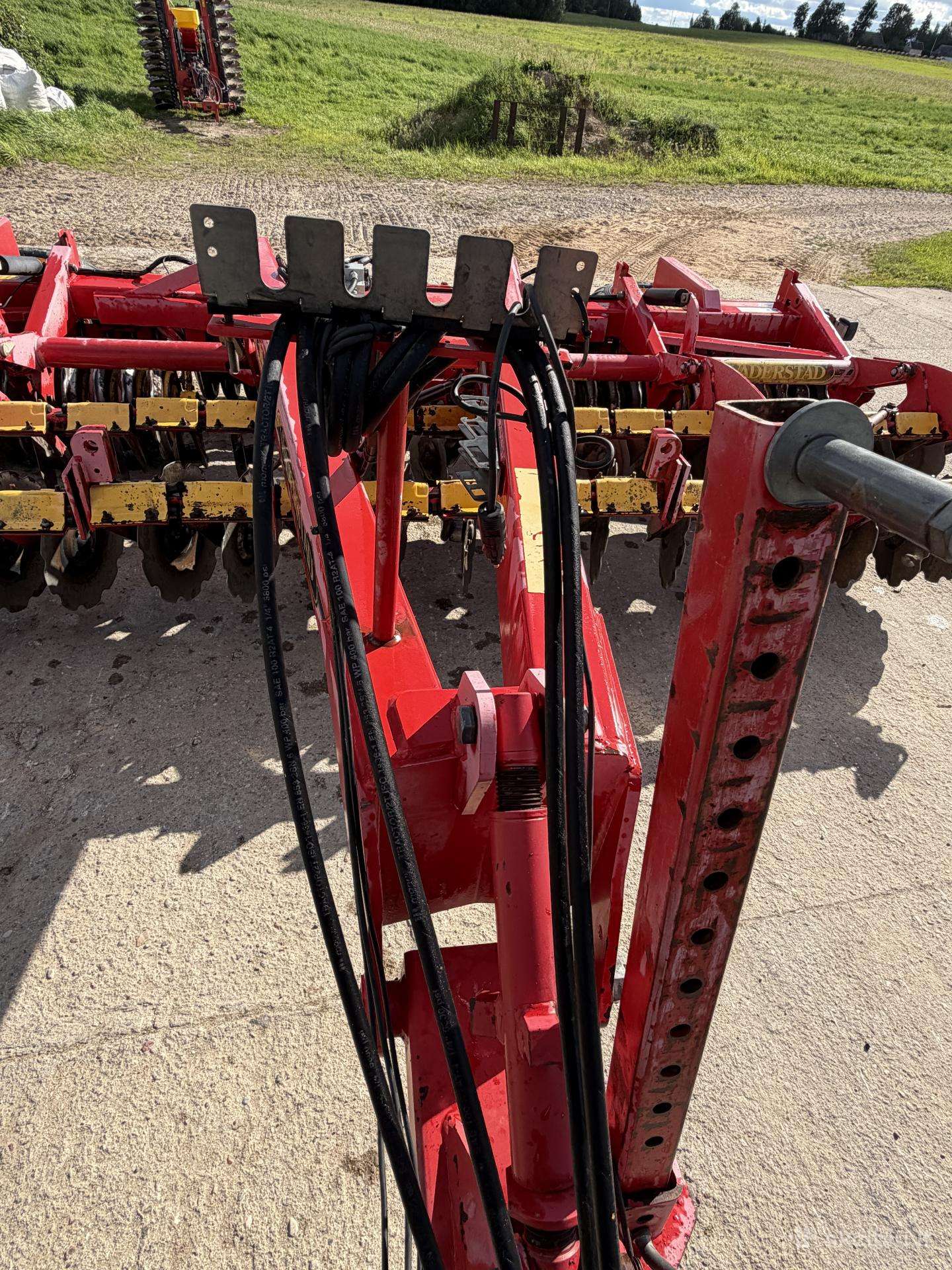 Vaderstad, скребки, скрубберы