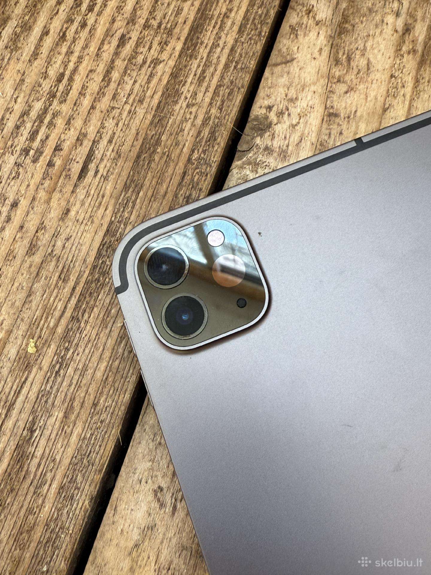 Apple iPad Pro 11 inch 3rd Generation (2021)