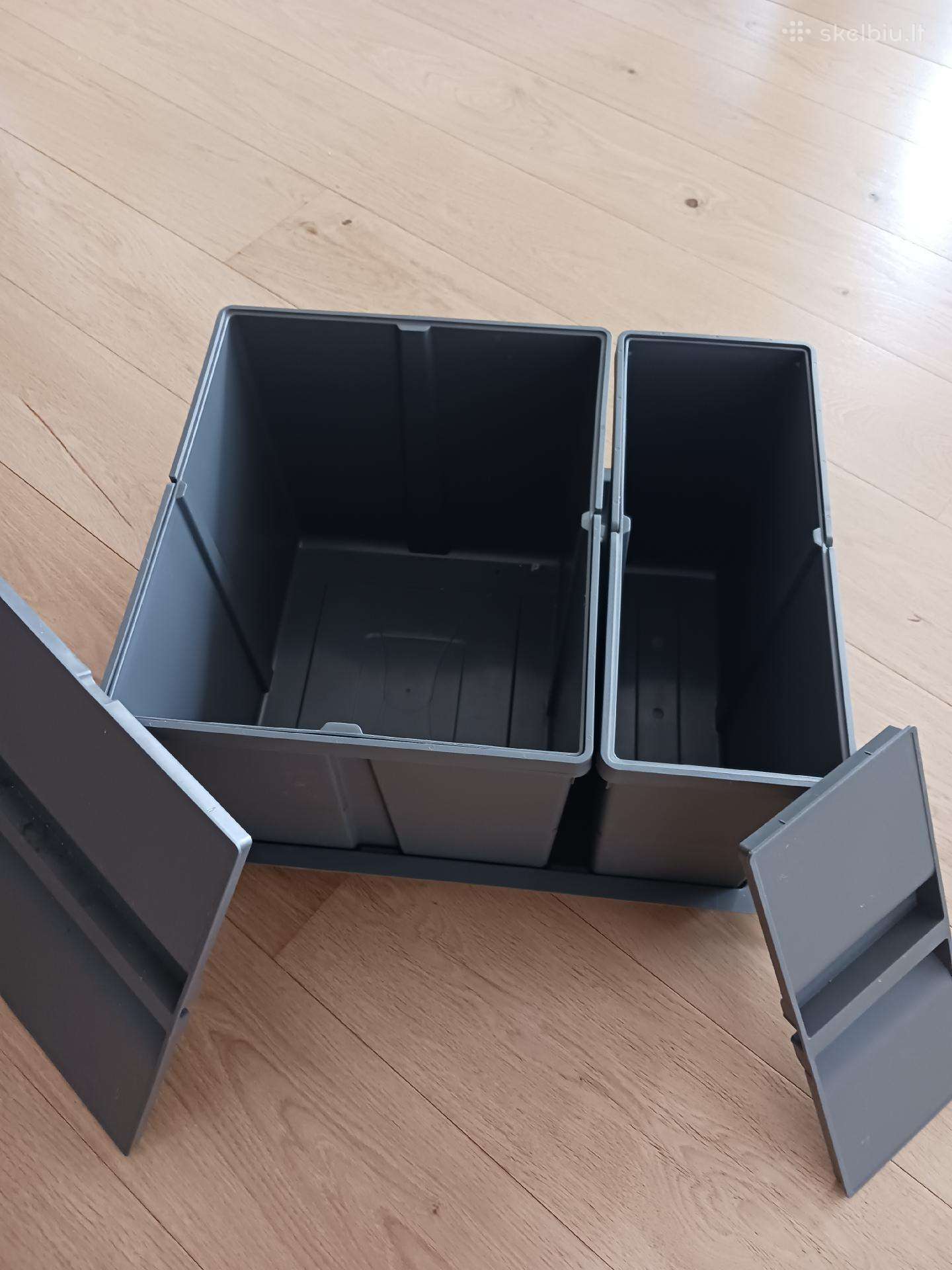 Ištraukiama virtuvės spintelės šiukšliadėžė