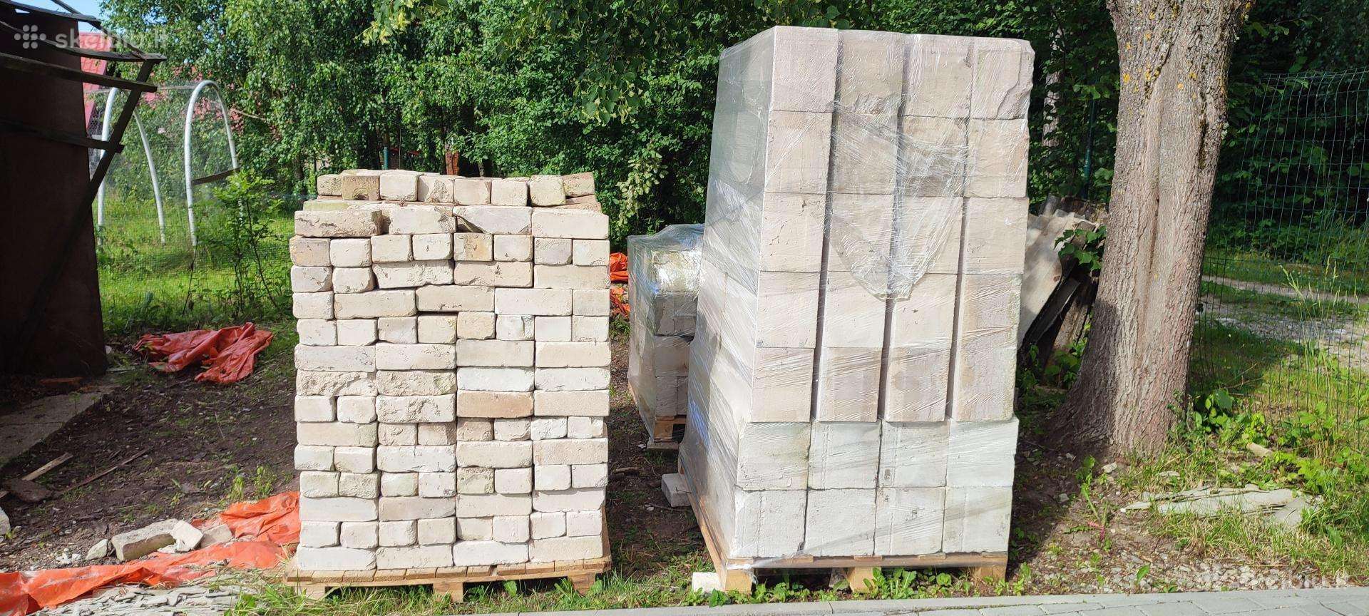 Dovanoju silikatinius blokeliu, baltas plytas