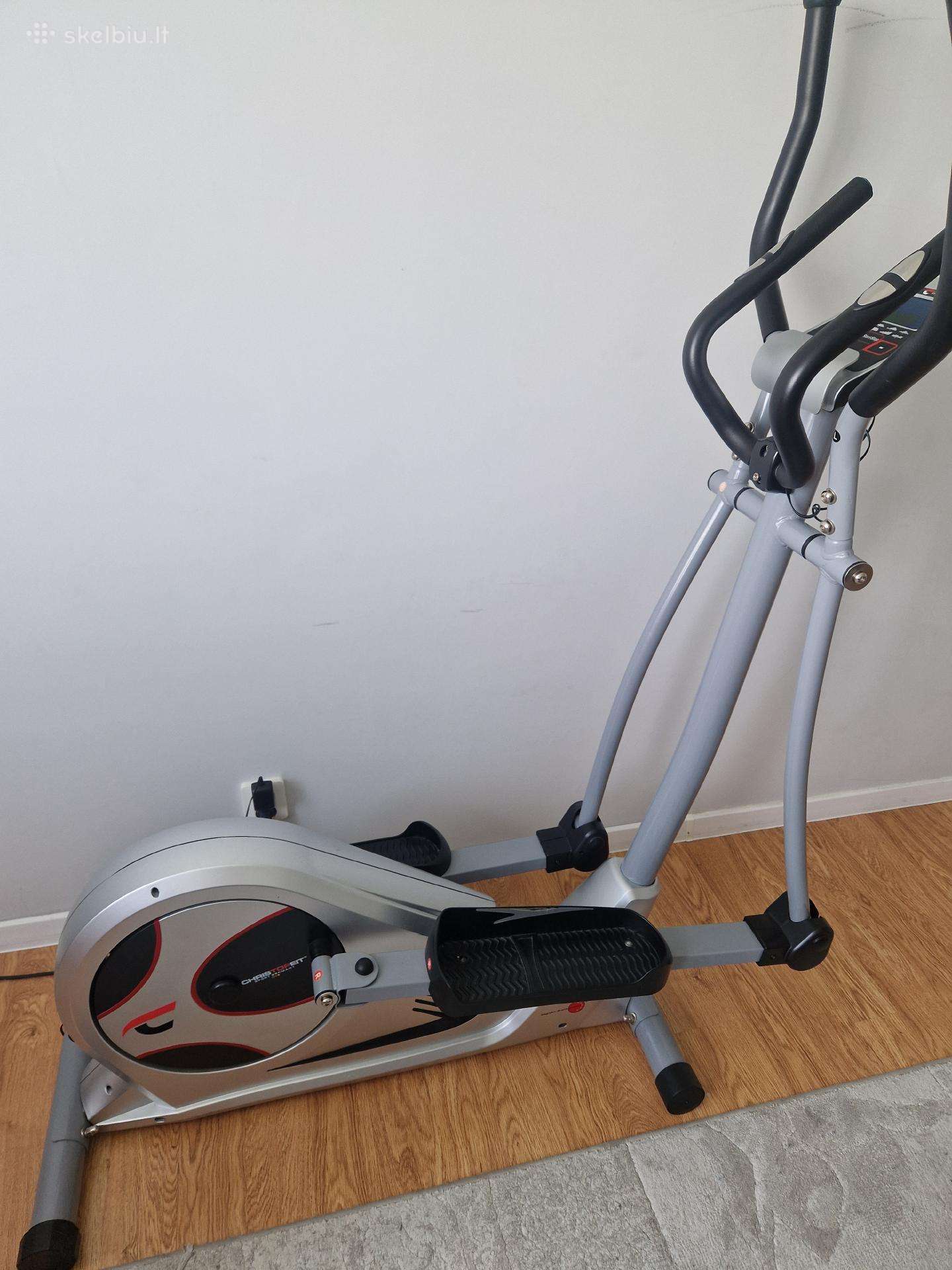 Parduodamas idealios būklės treniruoklis.