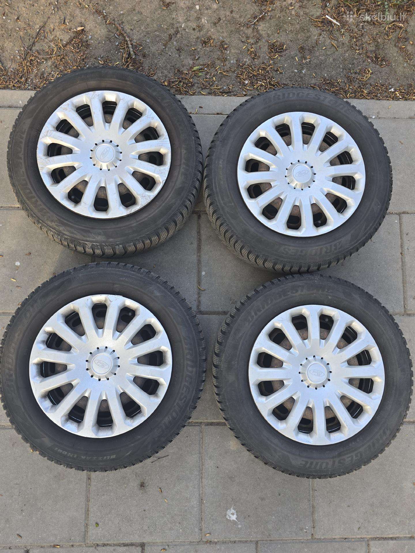 Ford, plieniniai štampuoti, R15
