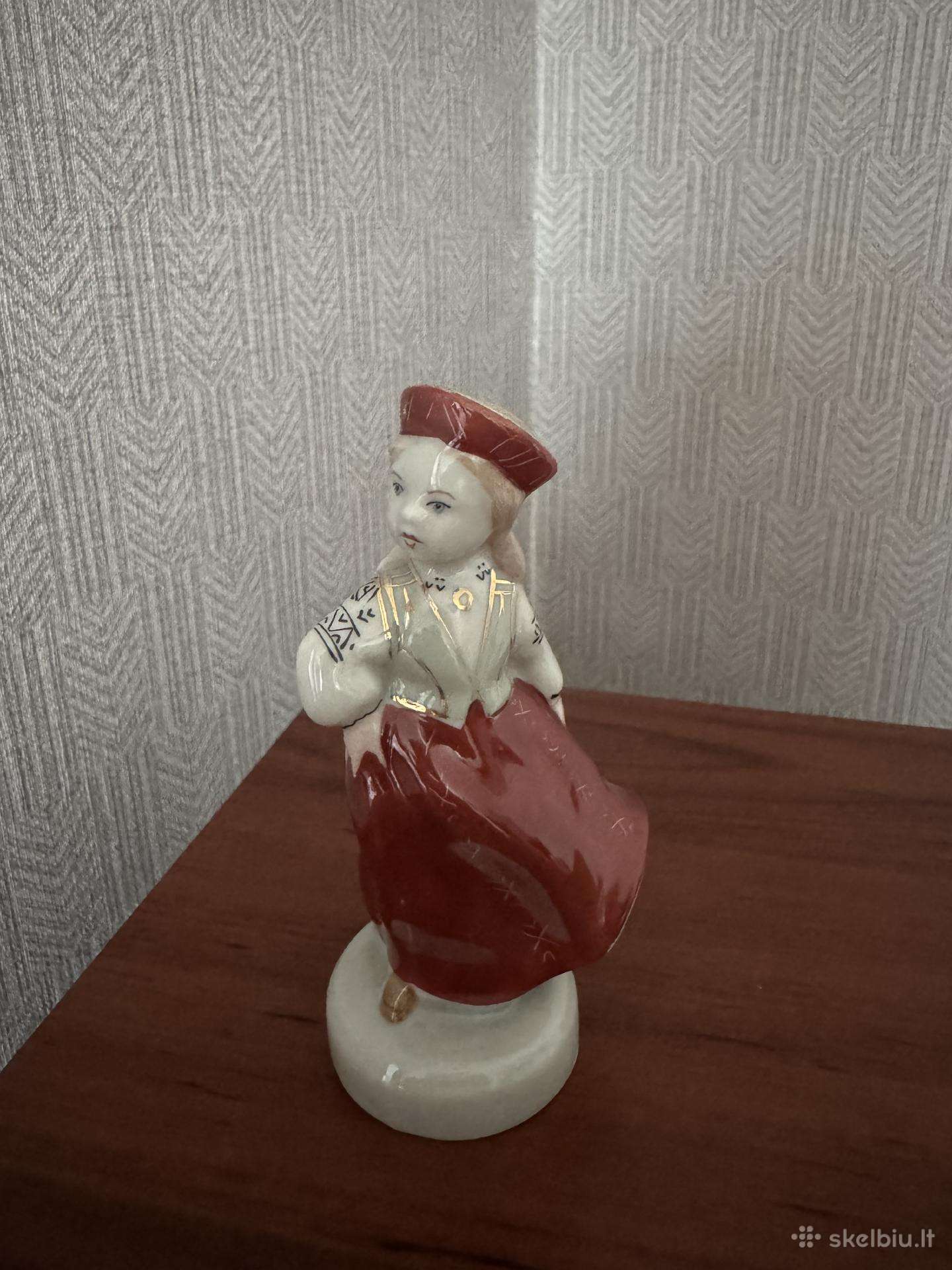 Porceliano statulėlė (Rpr) „Dancer / Šokėja“