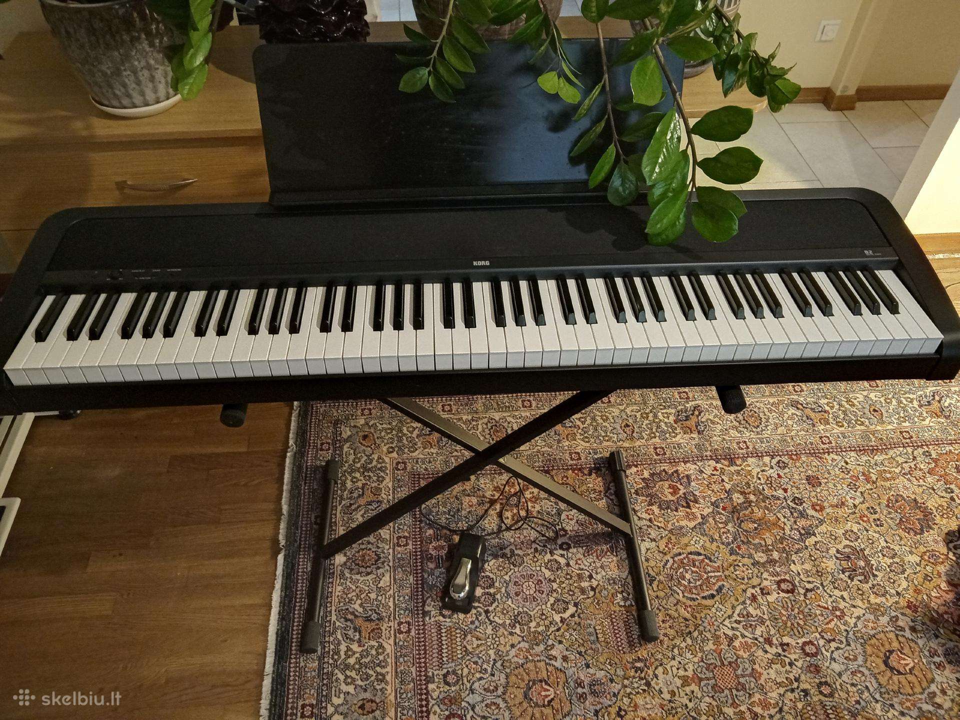 Elektrinis pianinas Korg B2, juodas