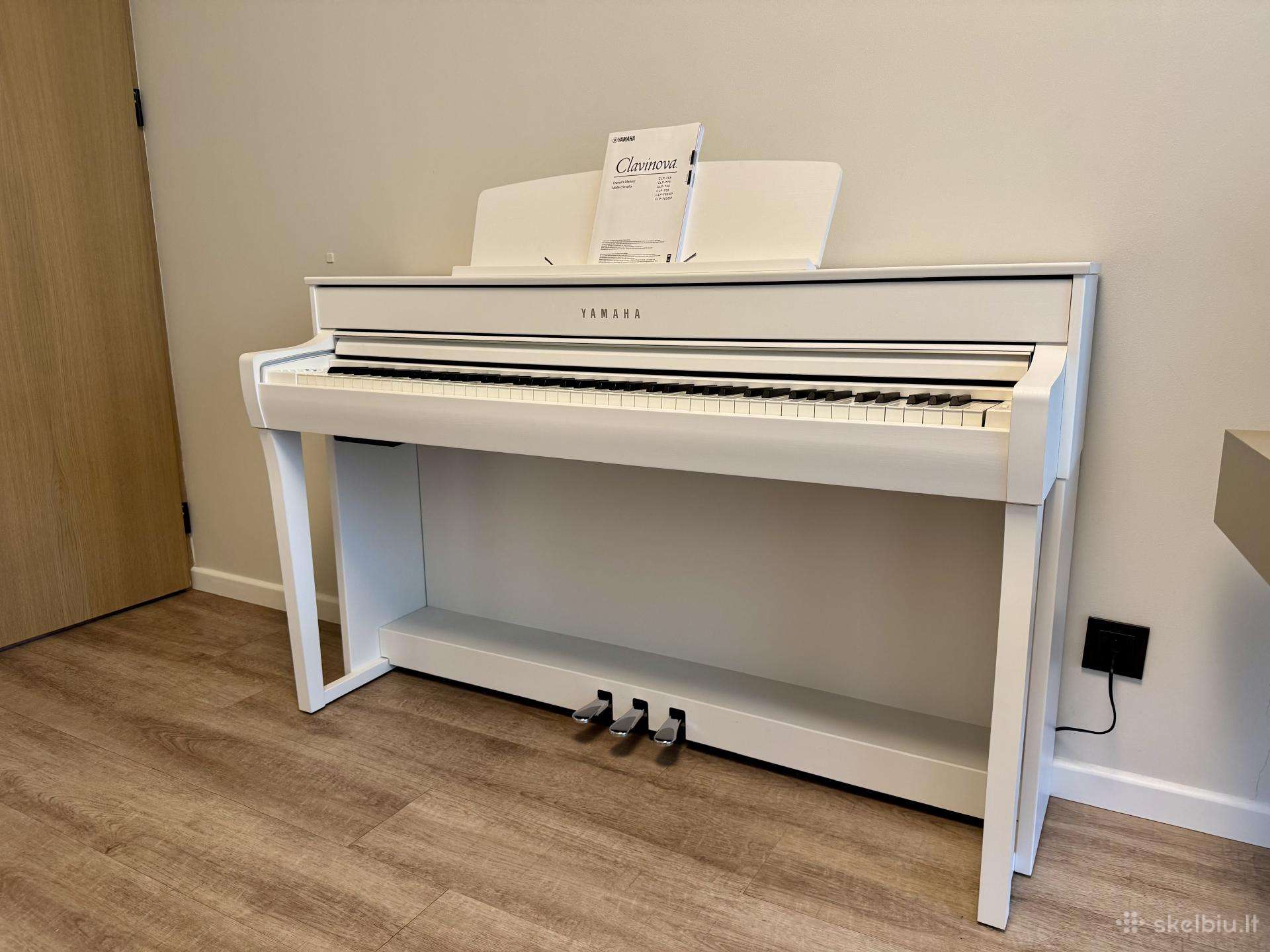 Yamaha Clavinova Clp-745wh skaitmeninis pianinas