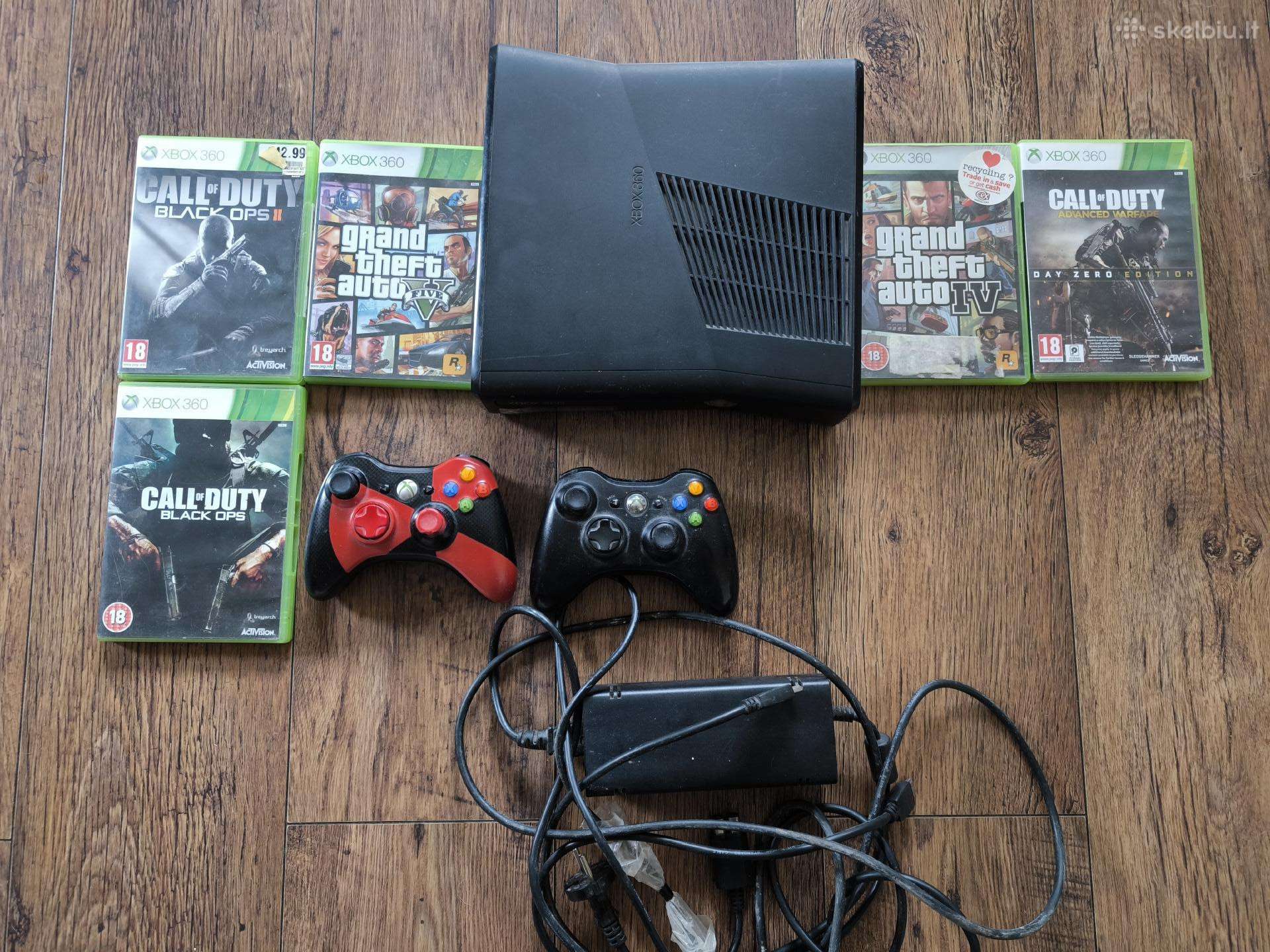 Xbox 360 dviem pulteliais bei zaidimais