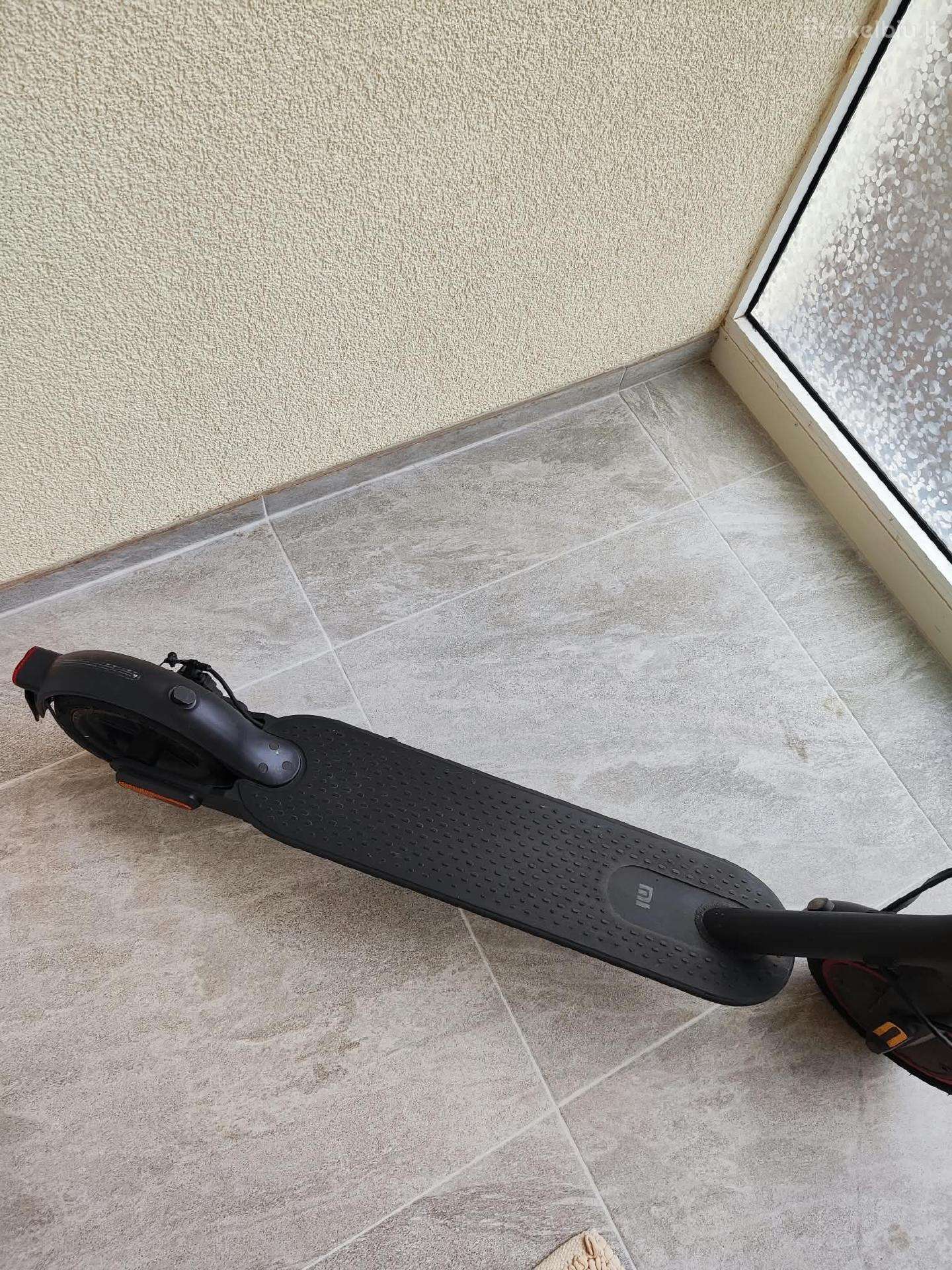 Xiaomi Mi Electric Scooter Pro 2