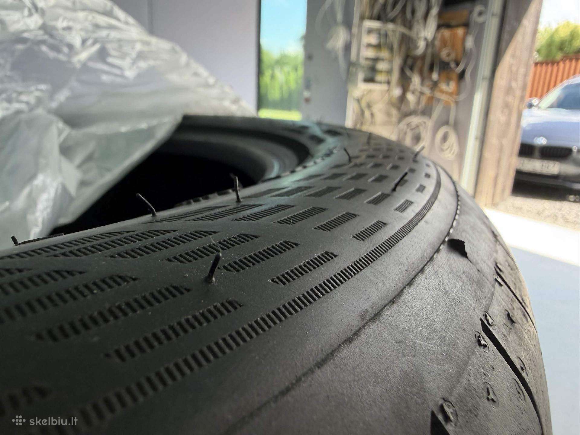 Vasarinės padangos Goodyear 255/45 R20 105y XL