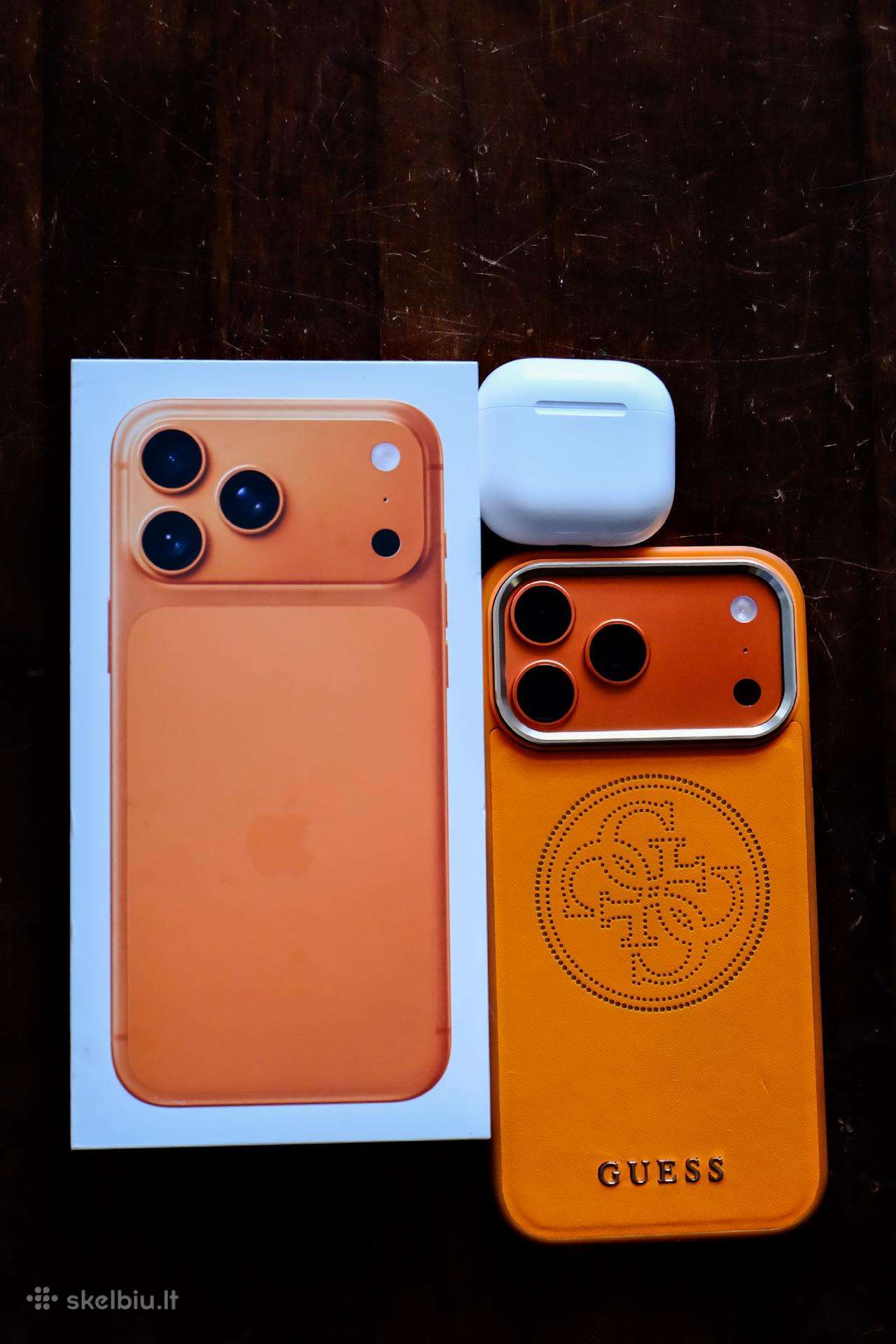 iPhone pro max 17