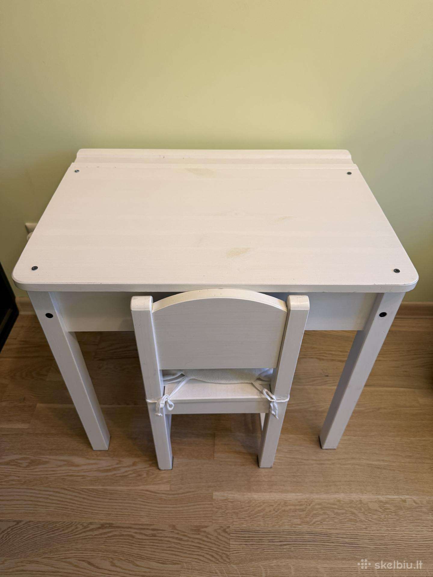 Vaikiškas Ikea staliukas