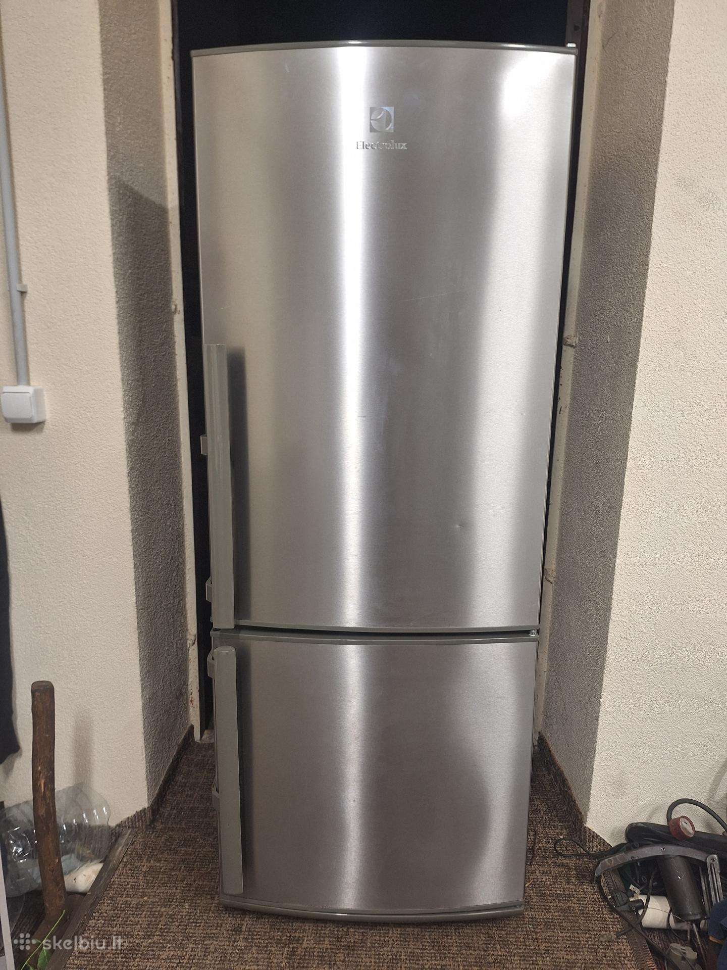 Šaldytuvas Electrolux su šaldikliu