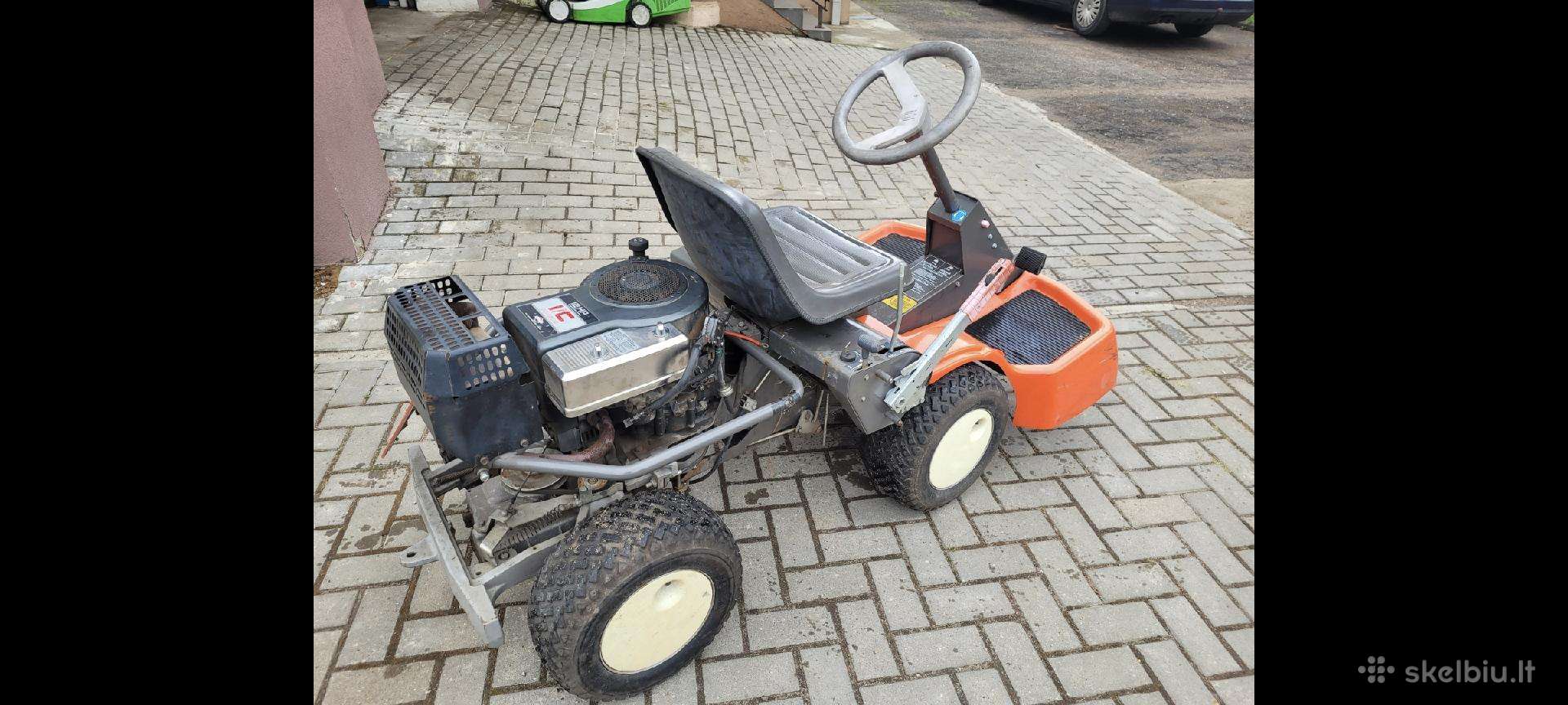 Traktorikas žoliapjuve Husqvarna Rider 850