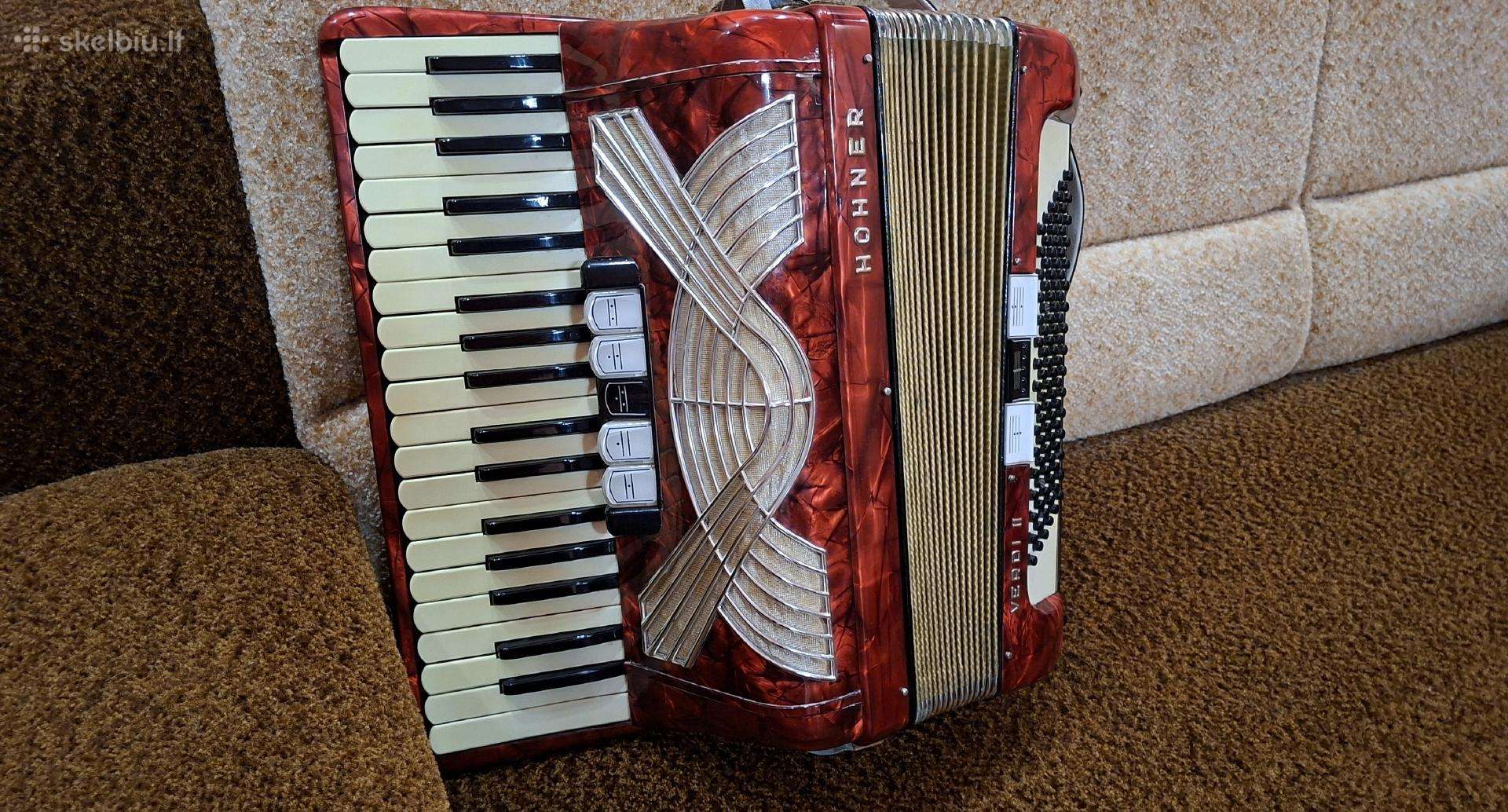 Akordeonas Hohner