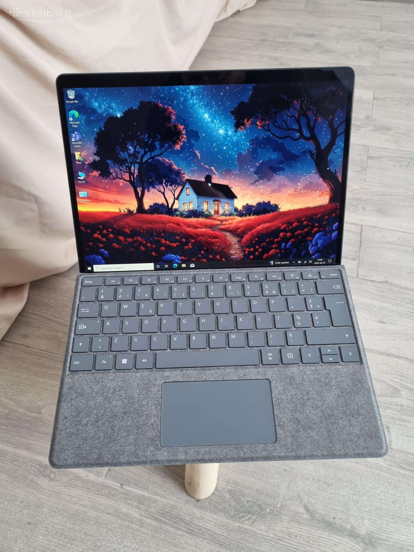 Microsoft surface Prox Sq1