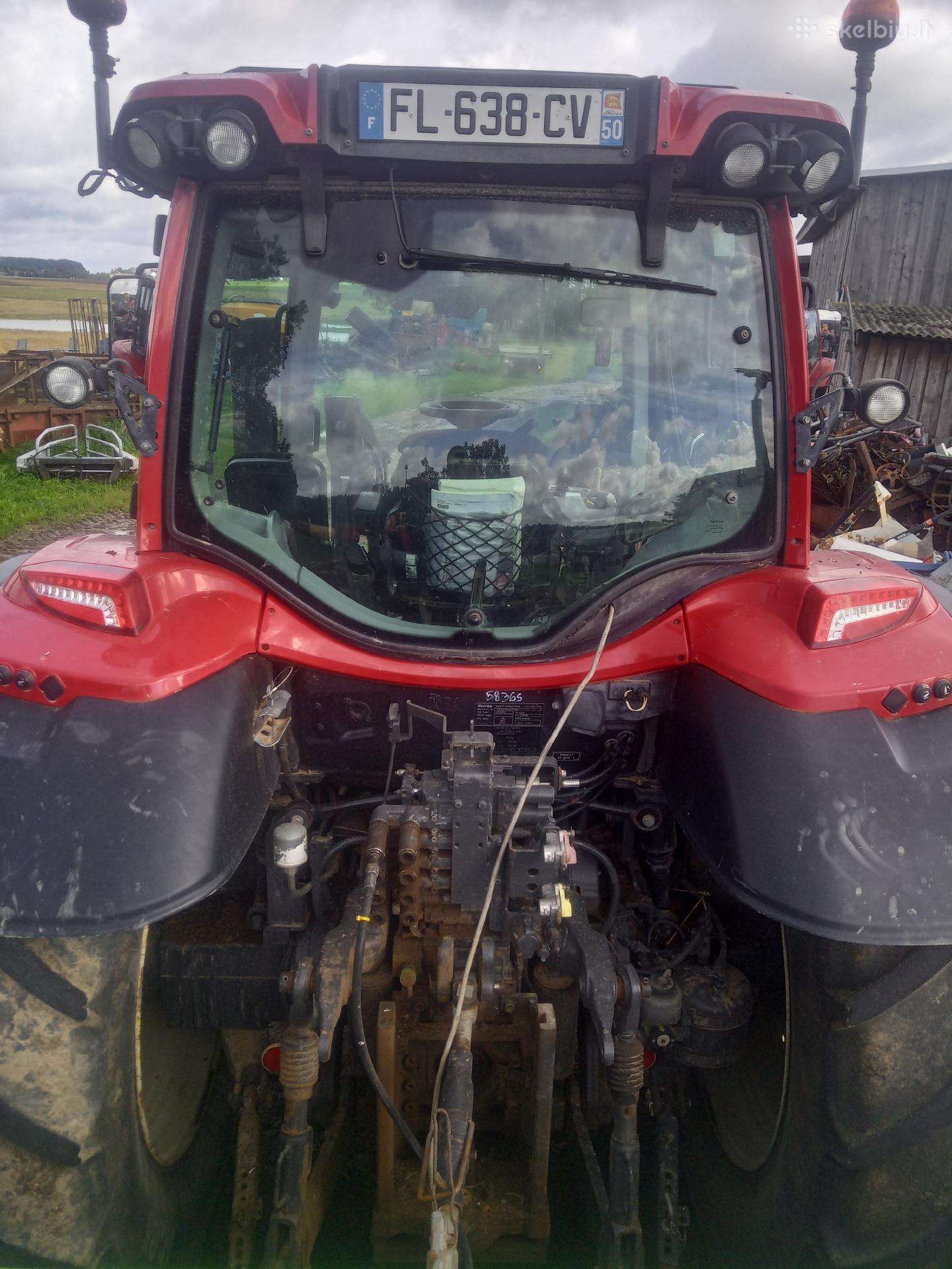 Valtra 134, tractors