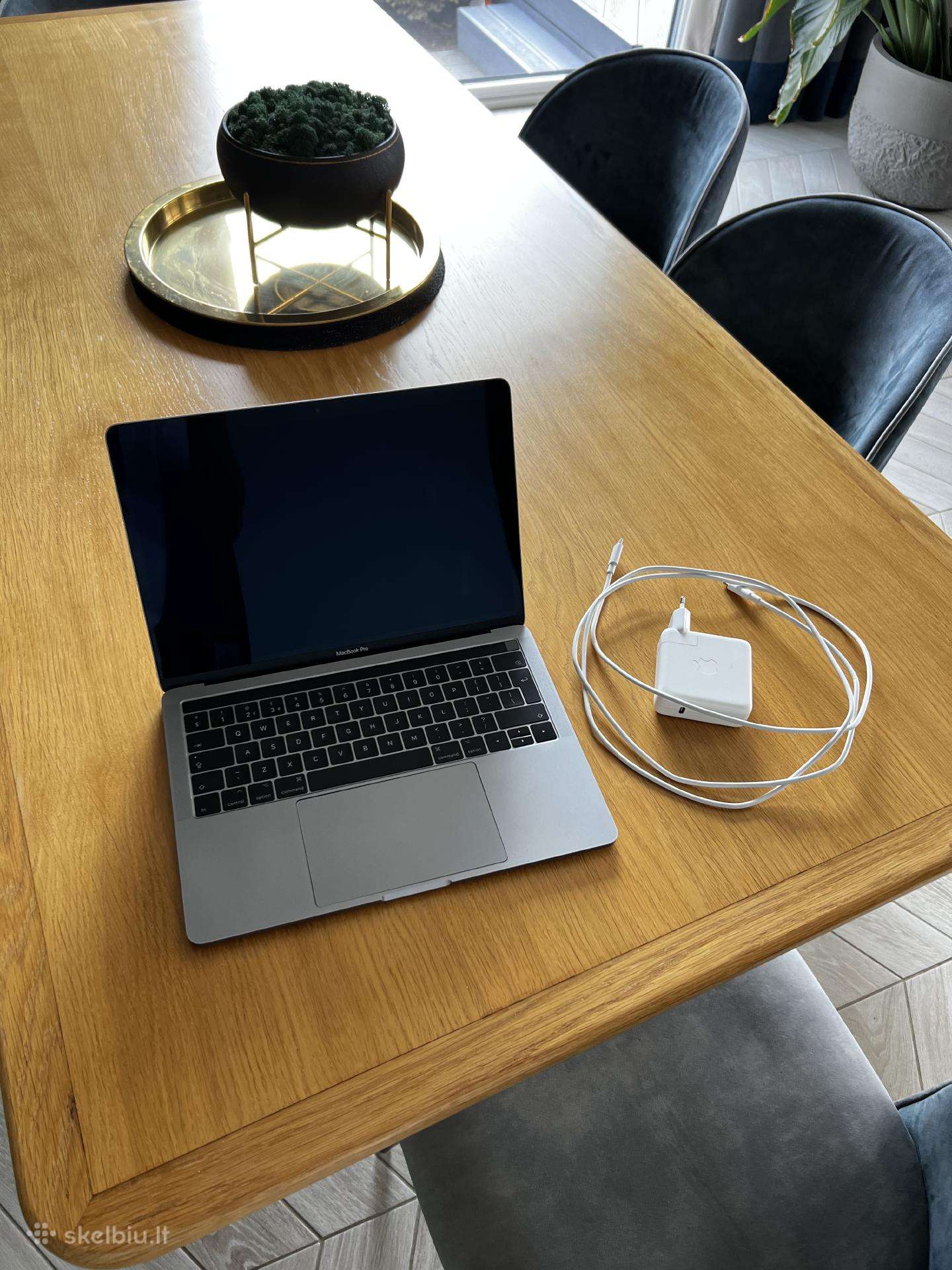 Apple MacBook pro 13 kaip naujas
