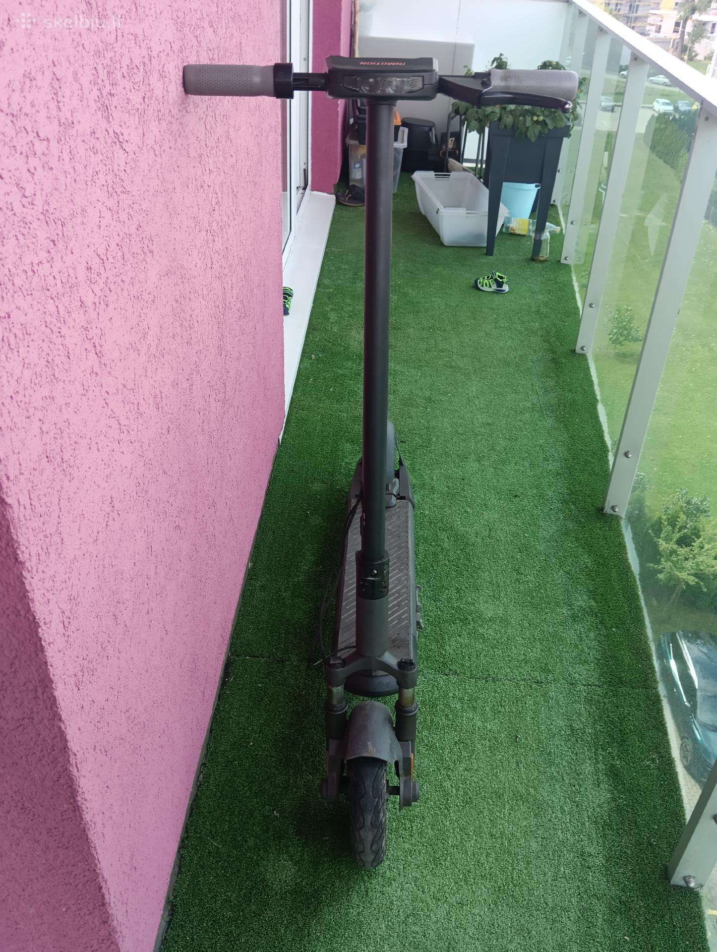 Paspirtukas sugedęs
