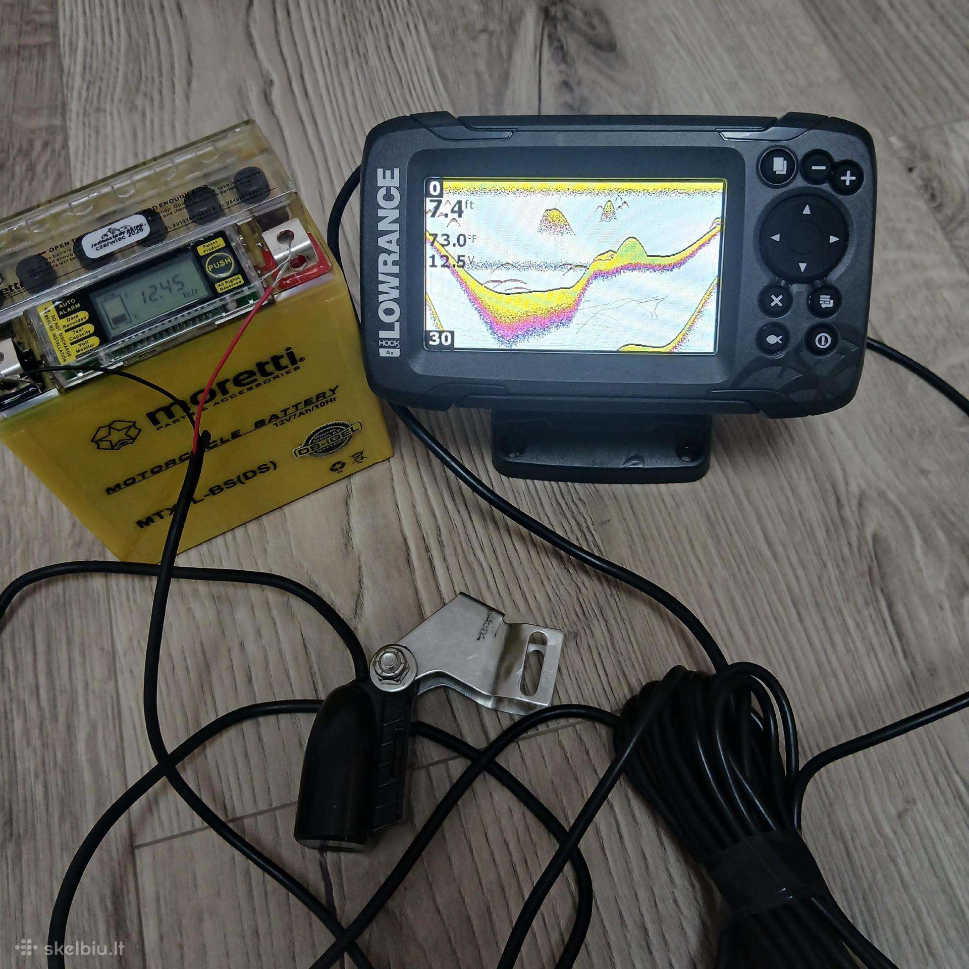 Lowrance hook 4