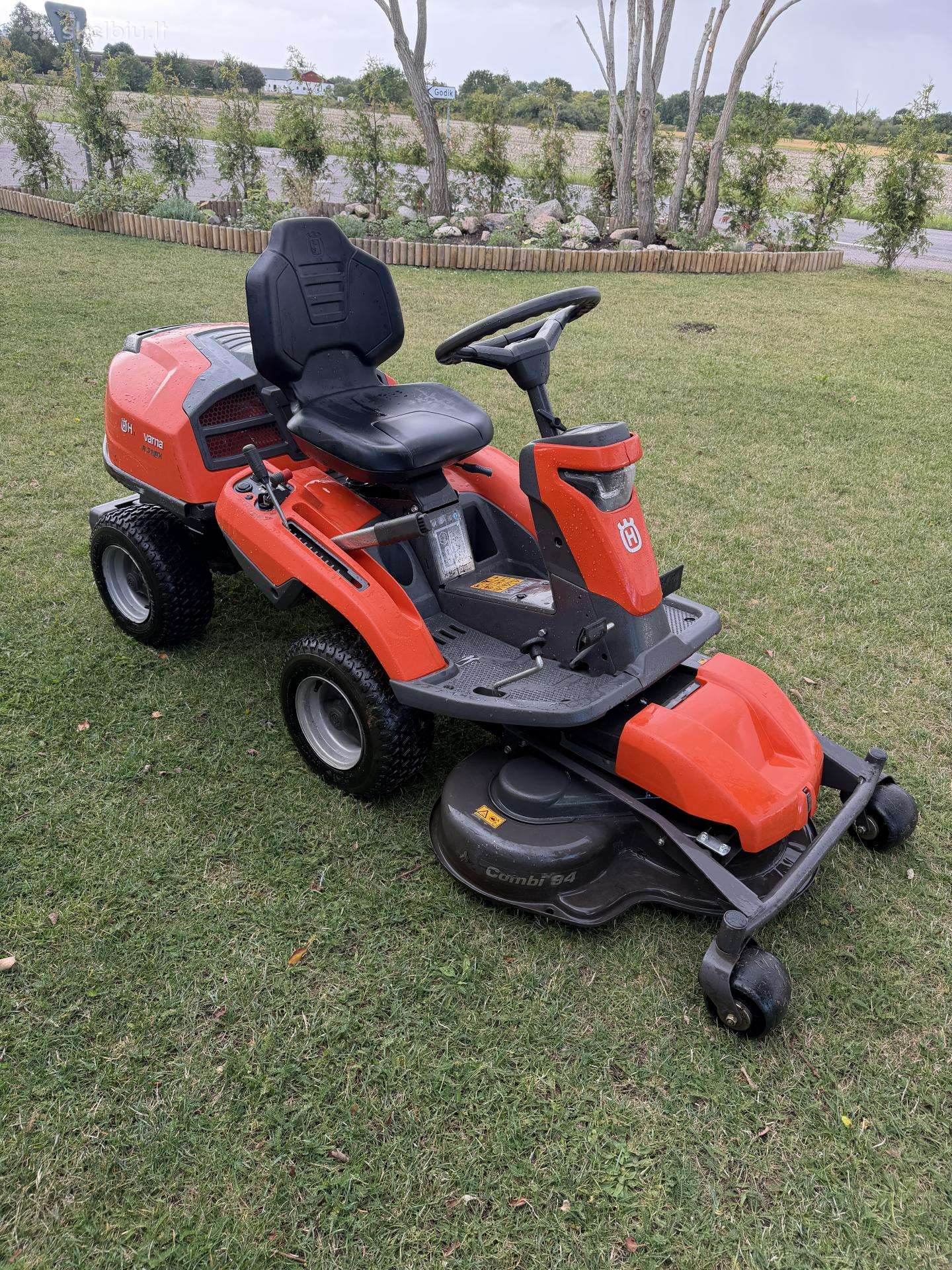 Husqvarna rider 316 tx