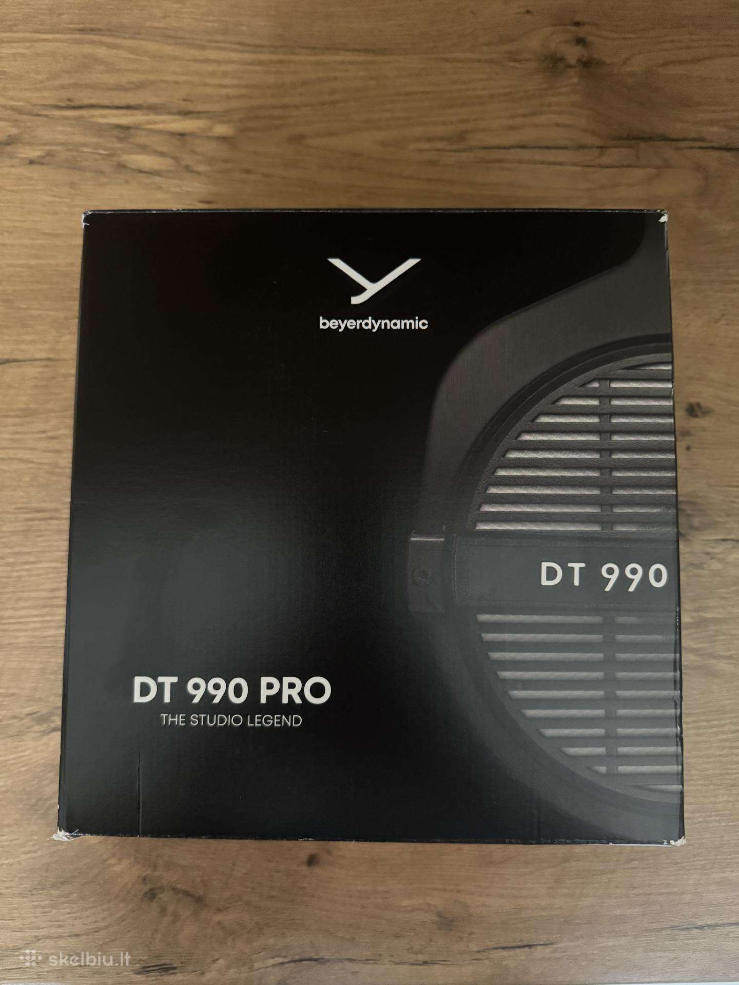 Beyerdynamic DT 990 Pro