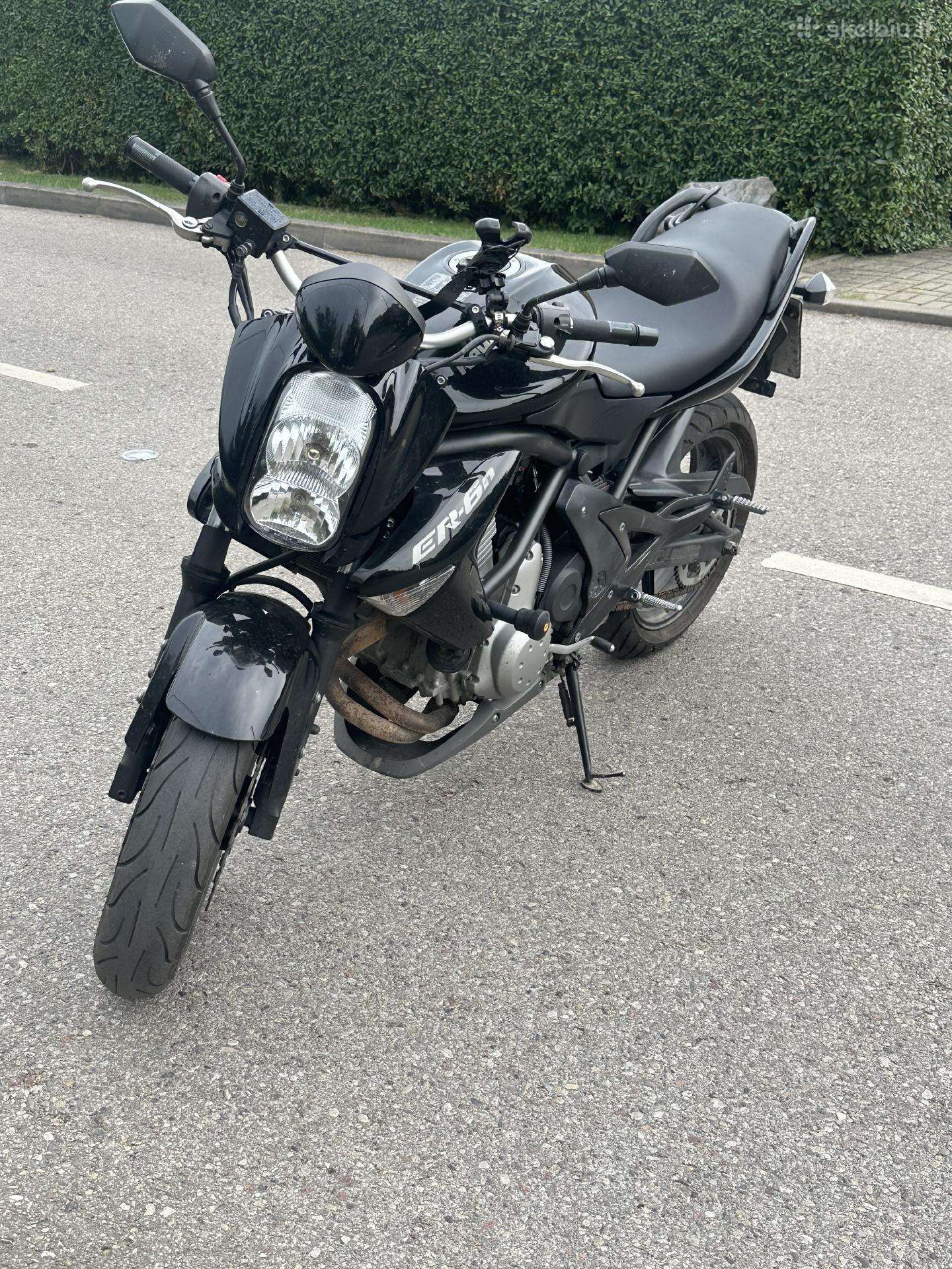Kawasaki Er6n