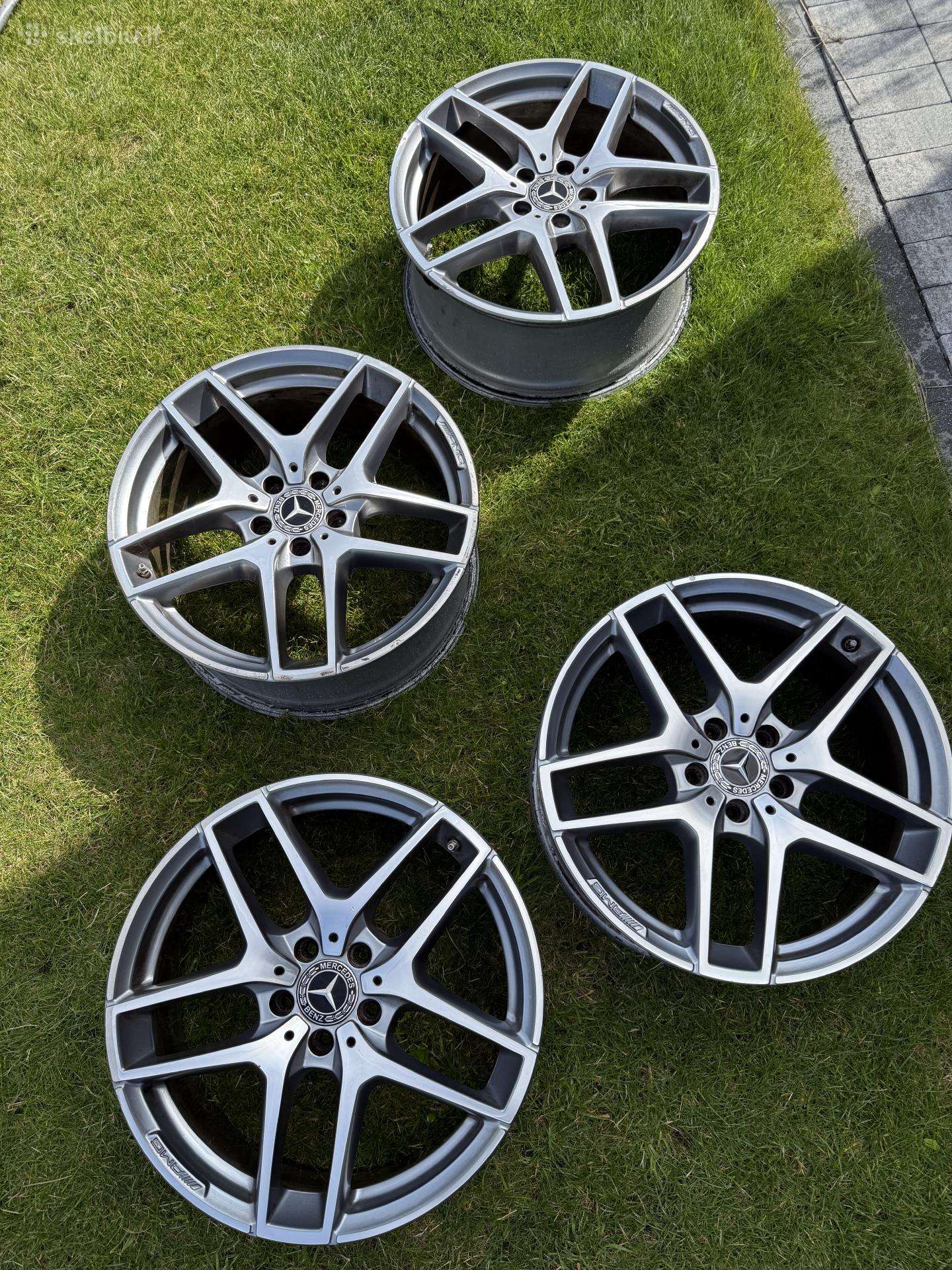 Lieti Ratlankiai Mercedes Benz Ronal R19