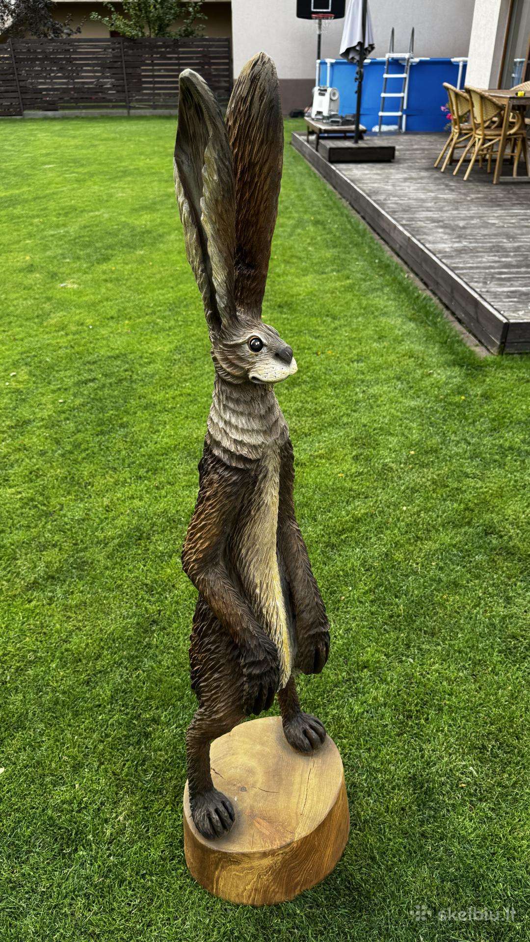 Medinė statula skulptūra - kiškis 138cm