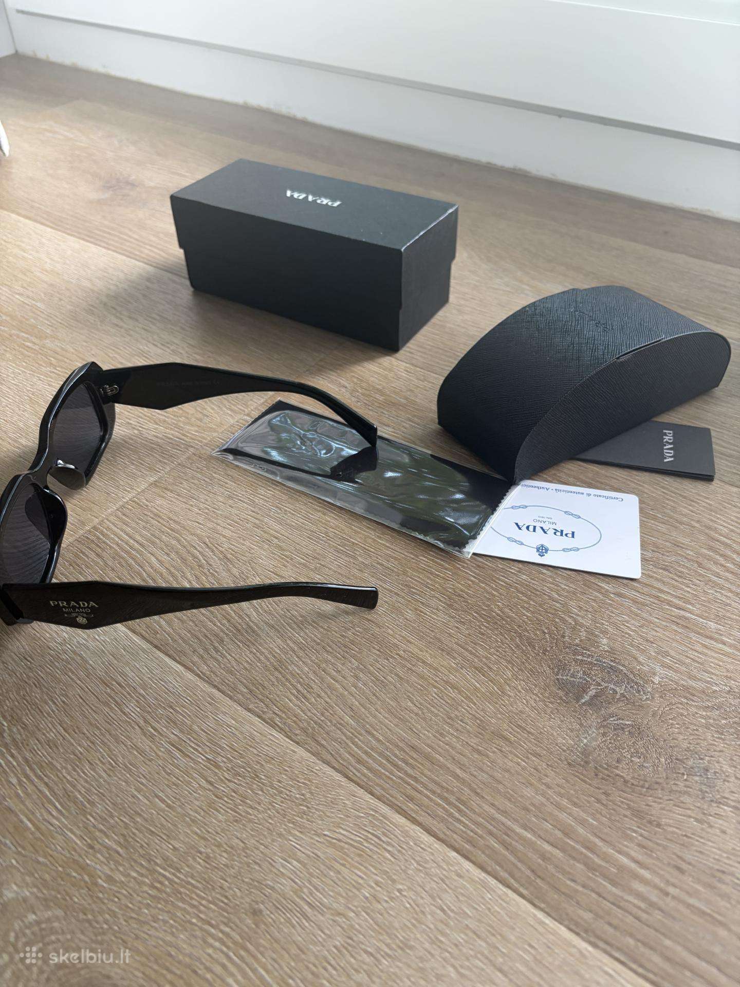 Prada akiniai nuo saulės